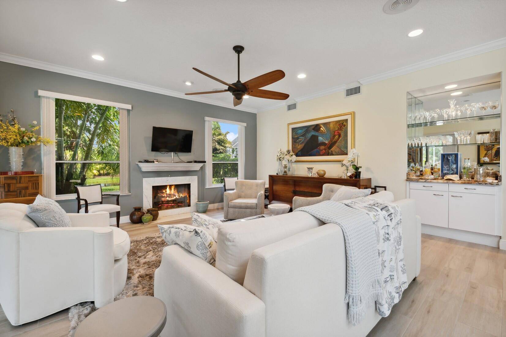 West Palm Beach, FL 33411,9733 Spray DR