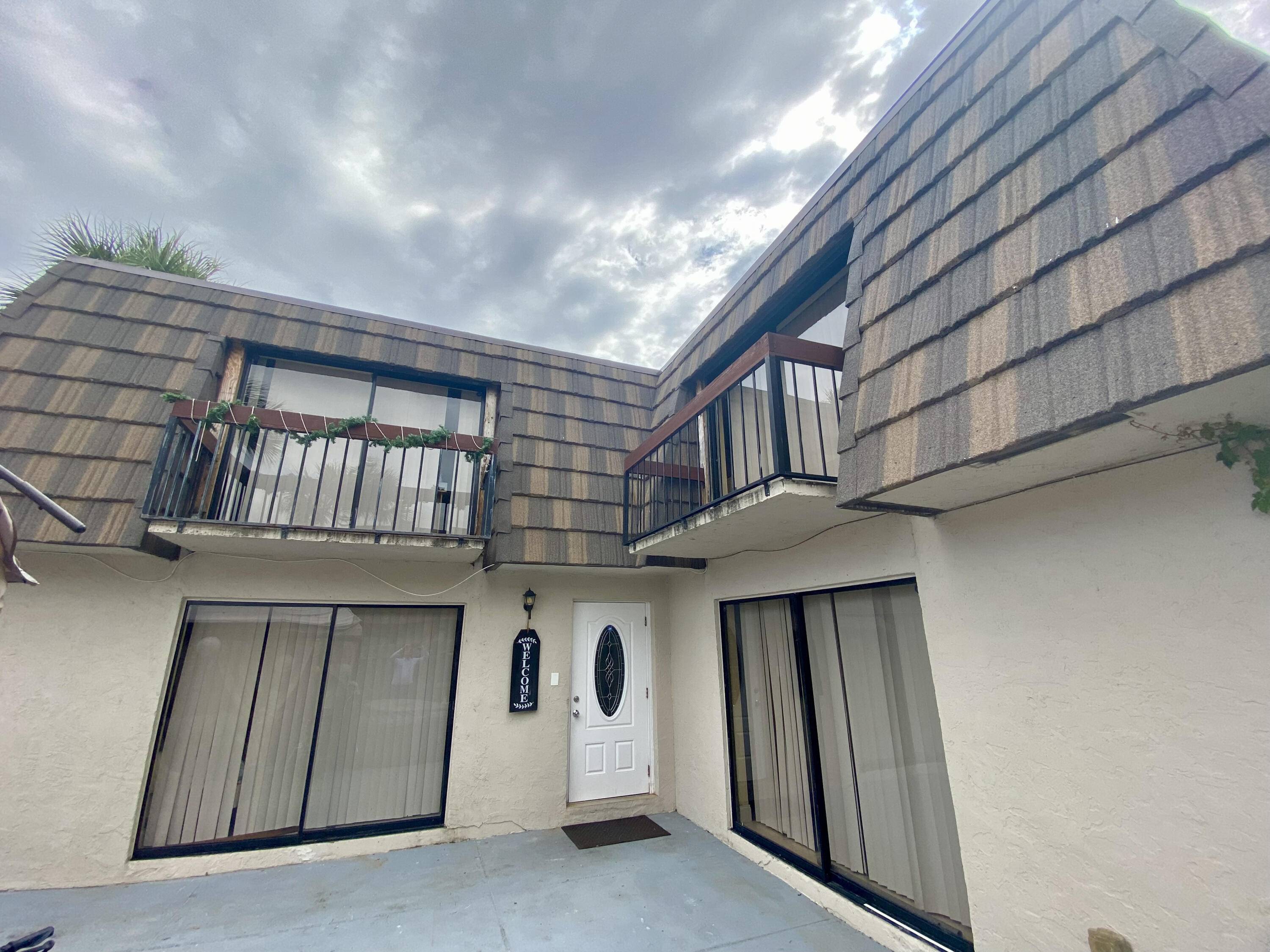 West Palm Beach, FL 33406,4019 Palm Bay CIR B