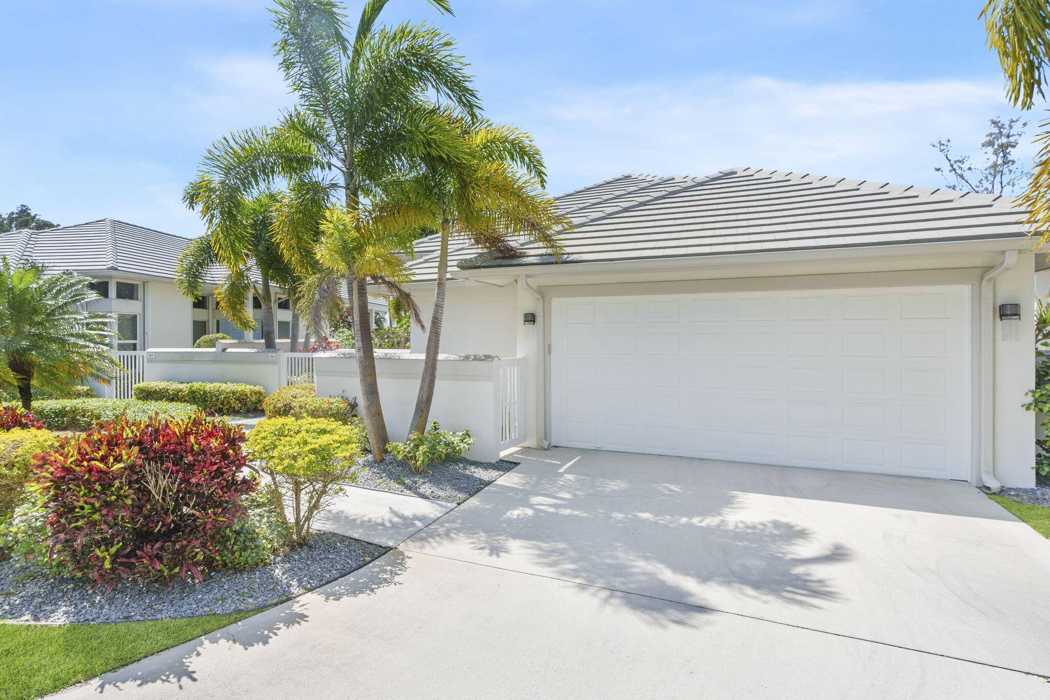 Atlantis, FL 33462,189 Orange Tree DR