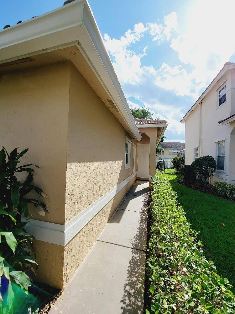 Royal Palm Beach, FL 33411,153 Prestige DR