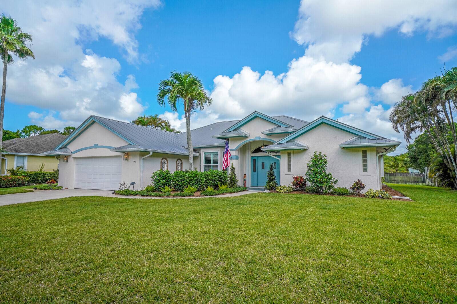 Stuart, FL 34997,543 SE Meadow Wood WAY