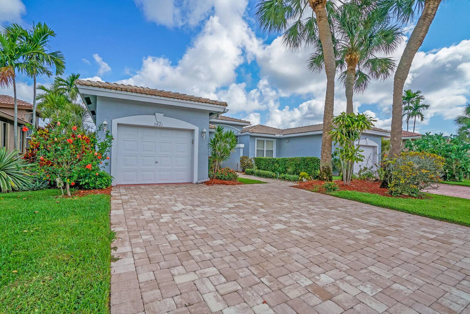 Boynton Beach, FL 33437,5821 Island Reach LN