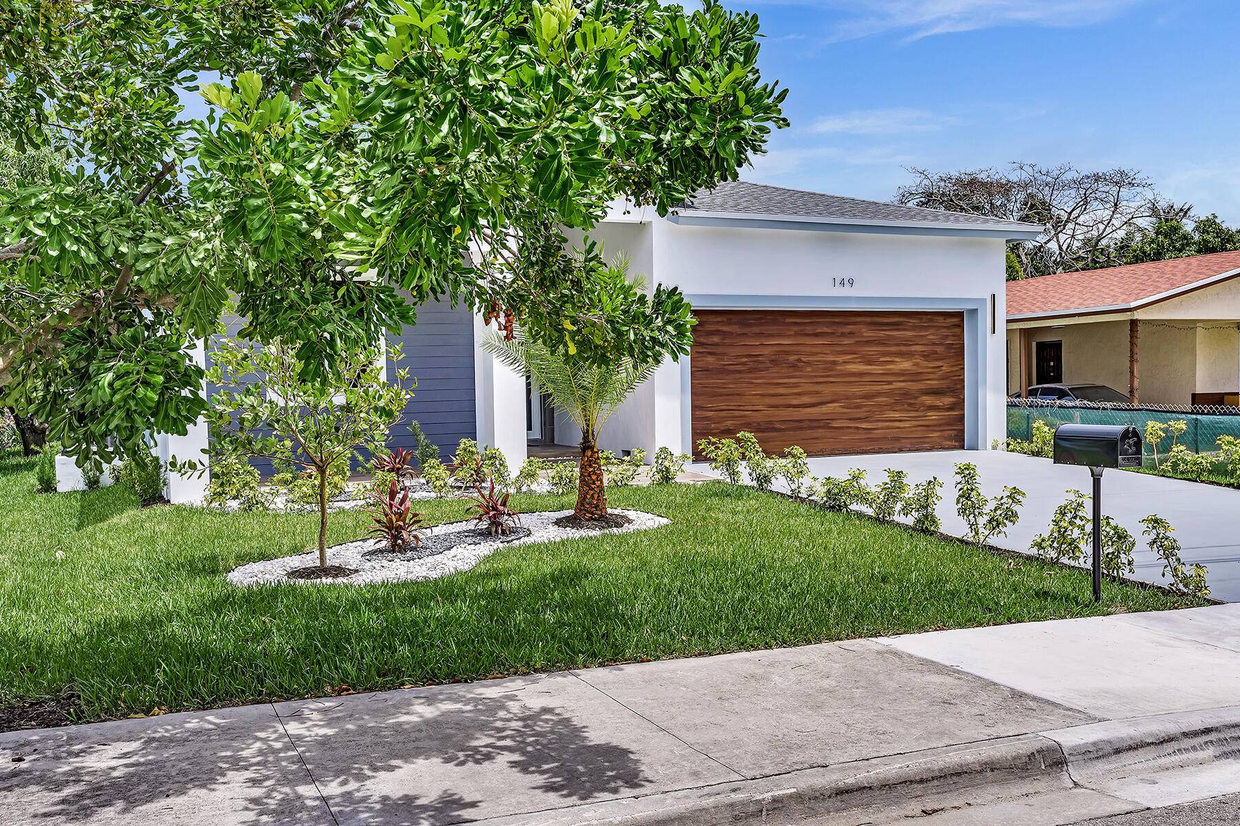 Boca Raton, FL 33432,149 NE 11th ST