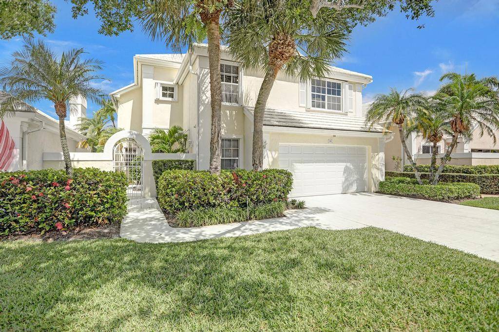 Palm Beach Gardens, FL 33418,38 Windsor LN