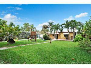 Miami, FL 33161,1490 NE 147th ST