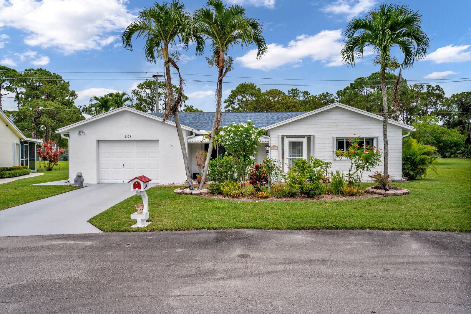 Greenacres, FL 33463,6364 Summer Sky LN