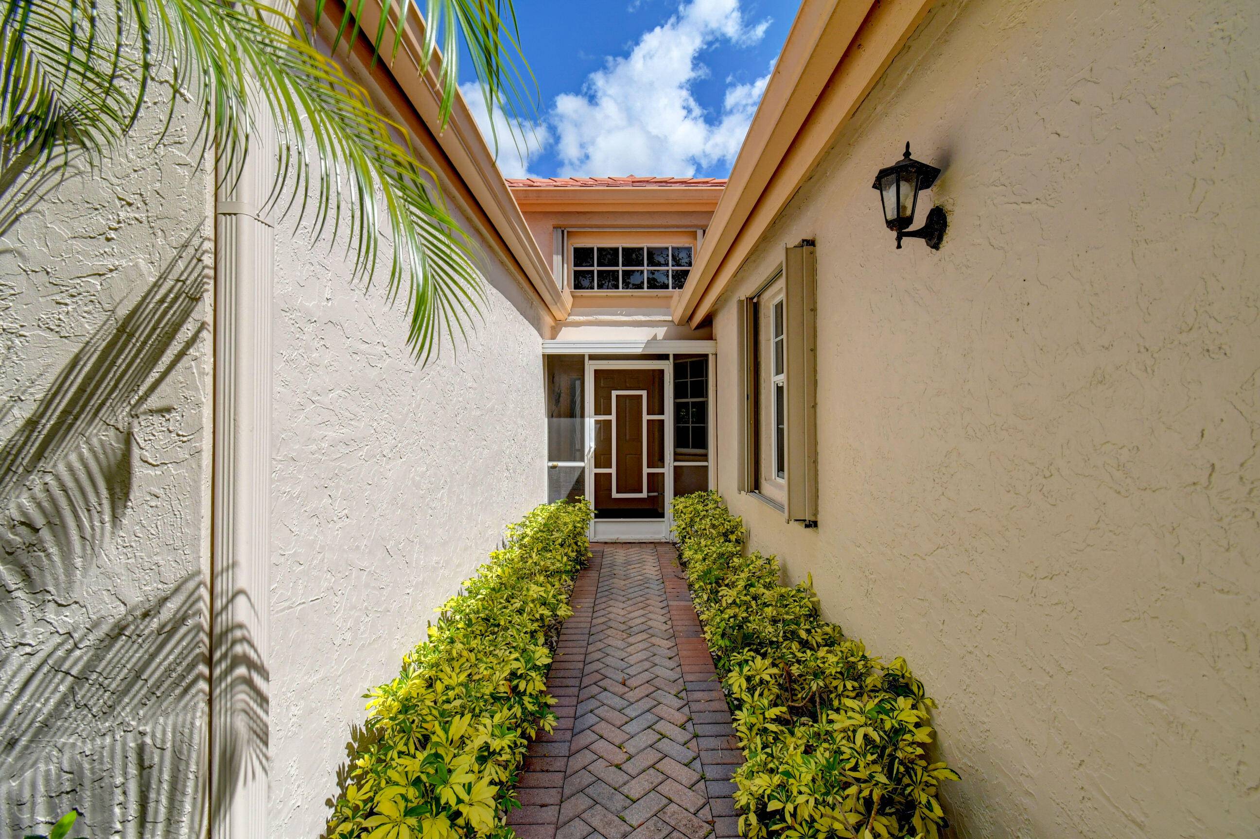 Delray Beach, FL 33446,7909 Coral Pointe Drive