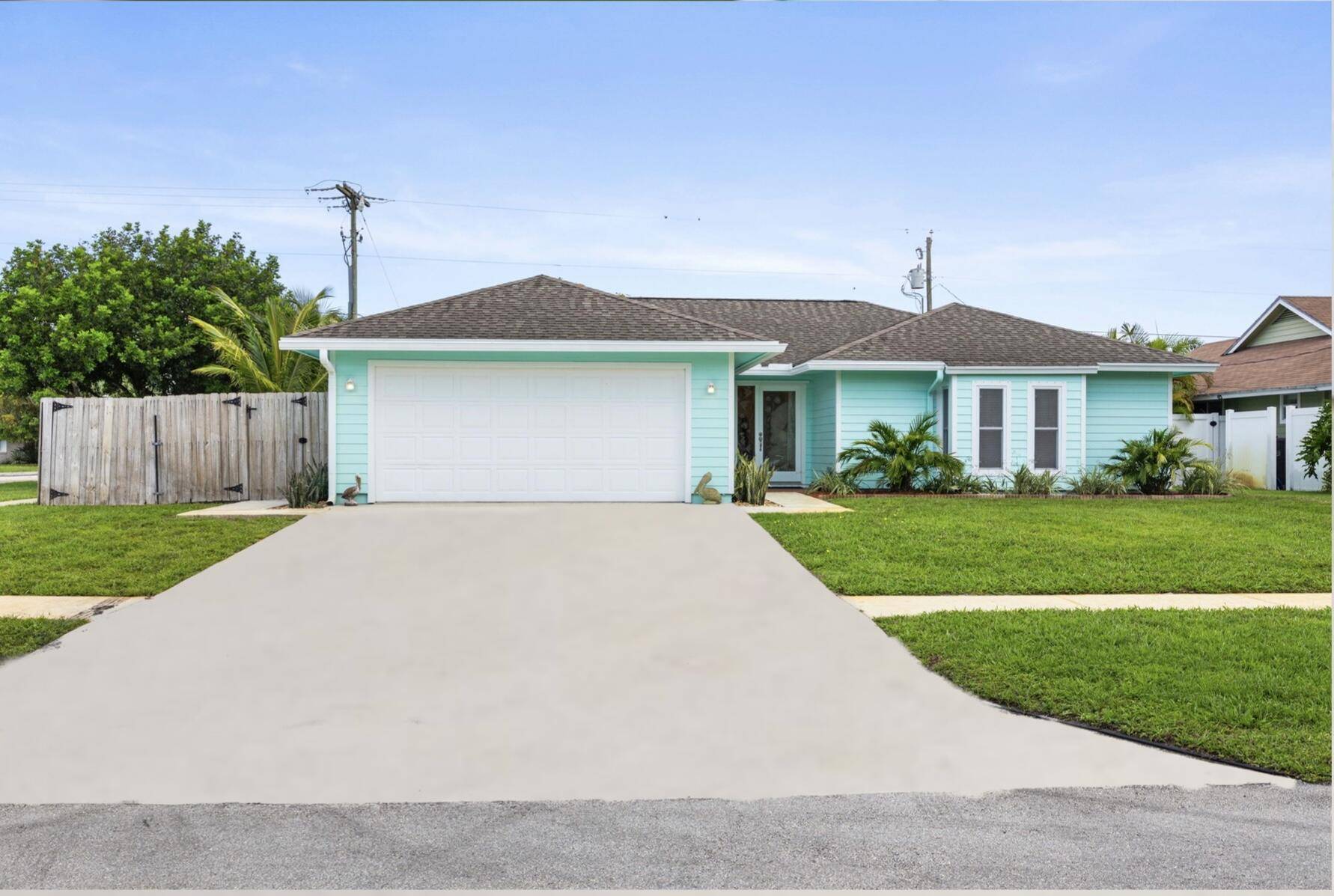 Tequesta, FL 33469,4140 Russell ST