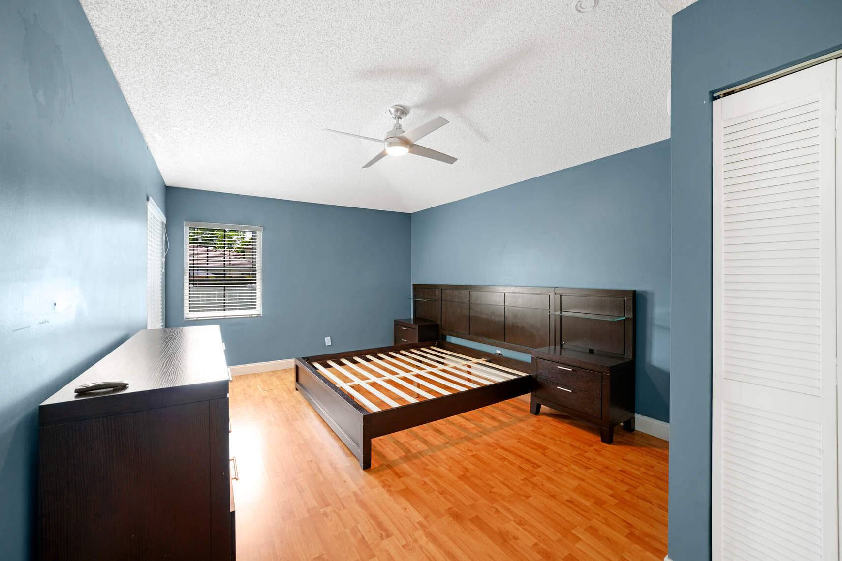 Plantation, FL 33317,200 NW 75 Ter TER