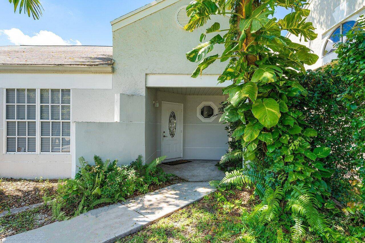 Boca Raton, FL 33433,8359 Dynasty DR