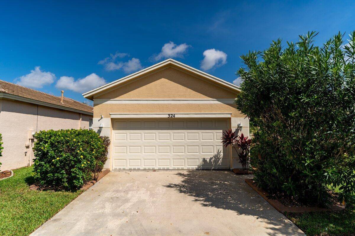 Port Saint Lucie, FL 34986,324 SW Coconut Key WAY