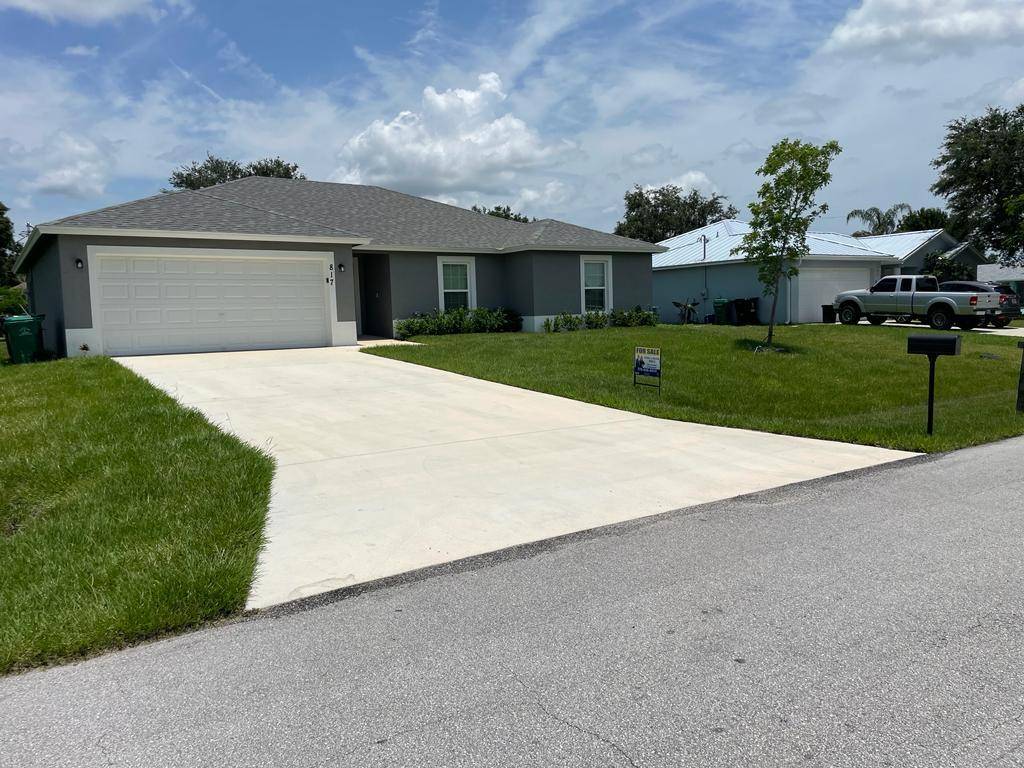 Port Saint Lucie, FL 34953,817 SW Butterfly TER