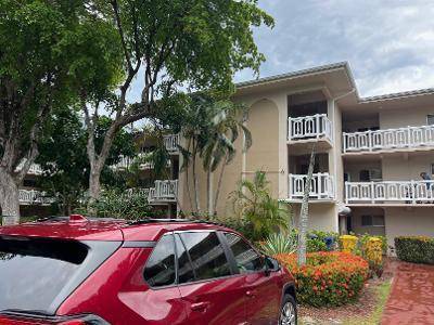 Lake Worth, FL 33461,2687 N Garden DR 107