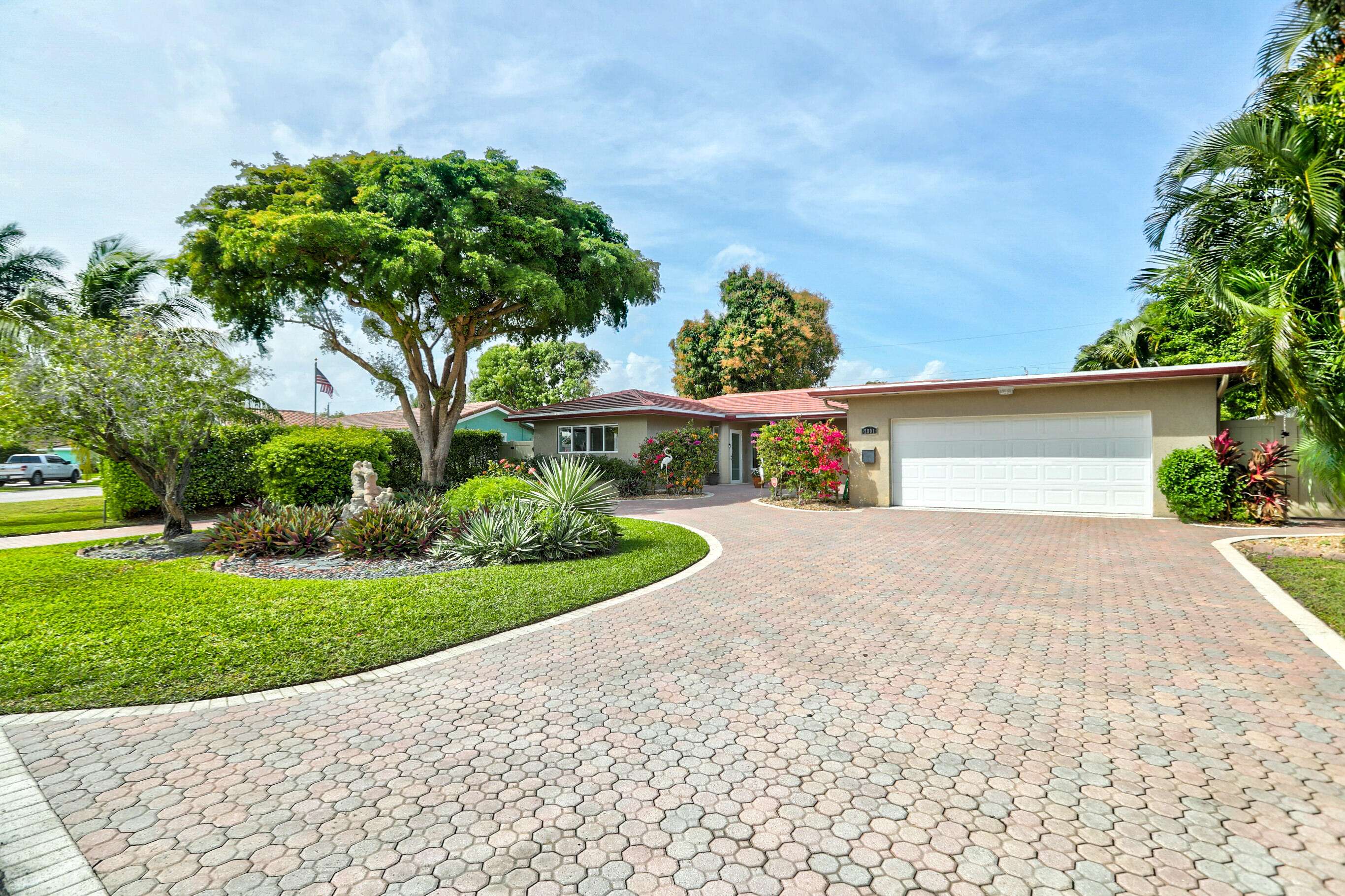 Pompano Beach, FL 33062,2801 NE 7th ST