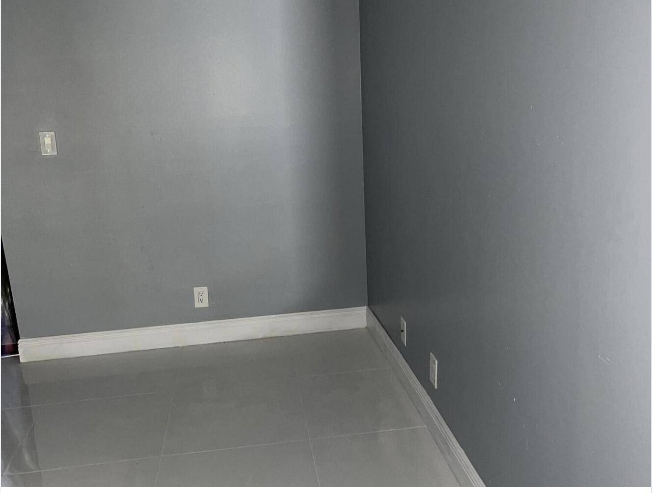 Pompano Beach, FL 33069,713 Gardens DR 104
