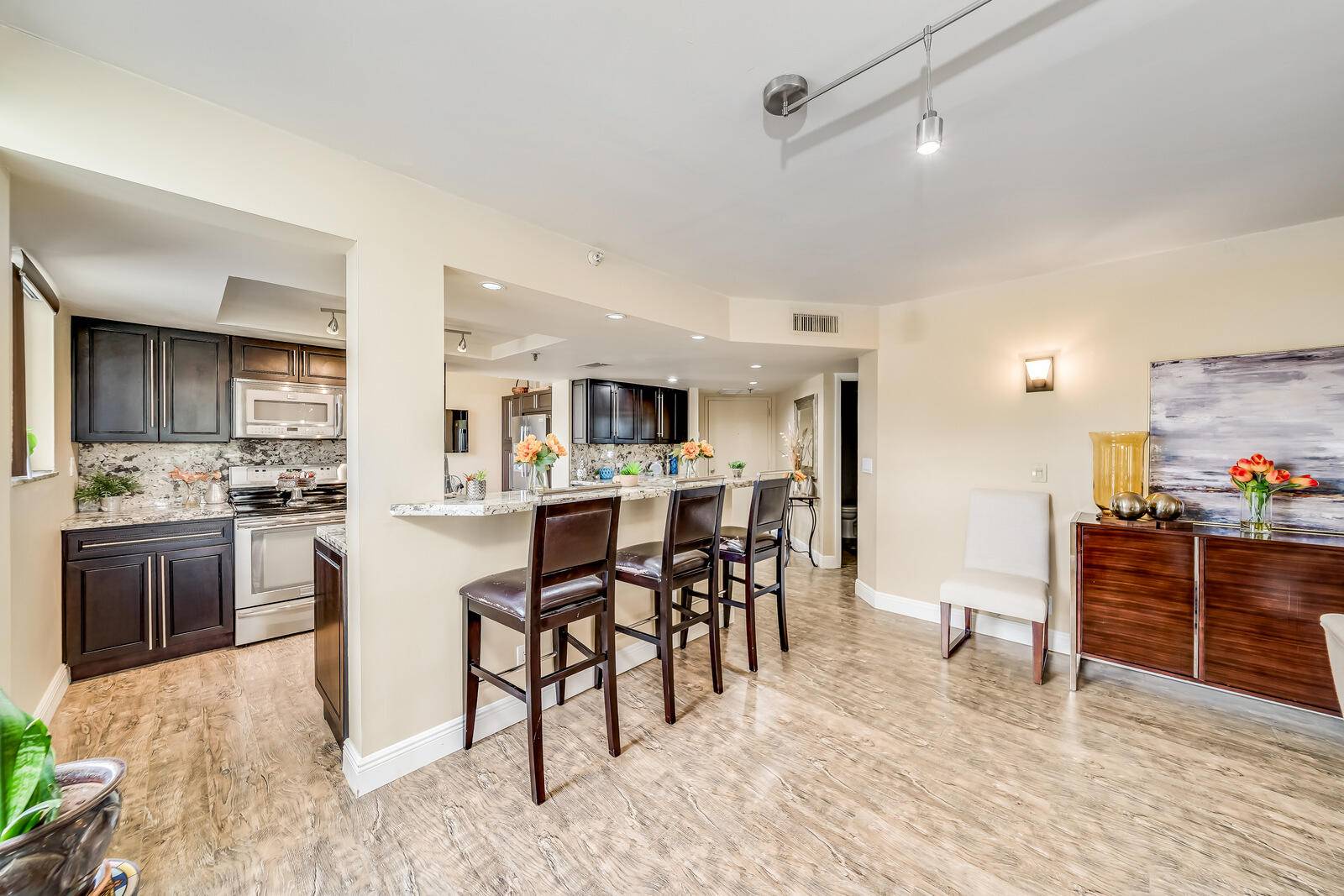 Boca Raton, FL 33433,6372 La Costa DR 105