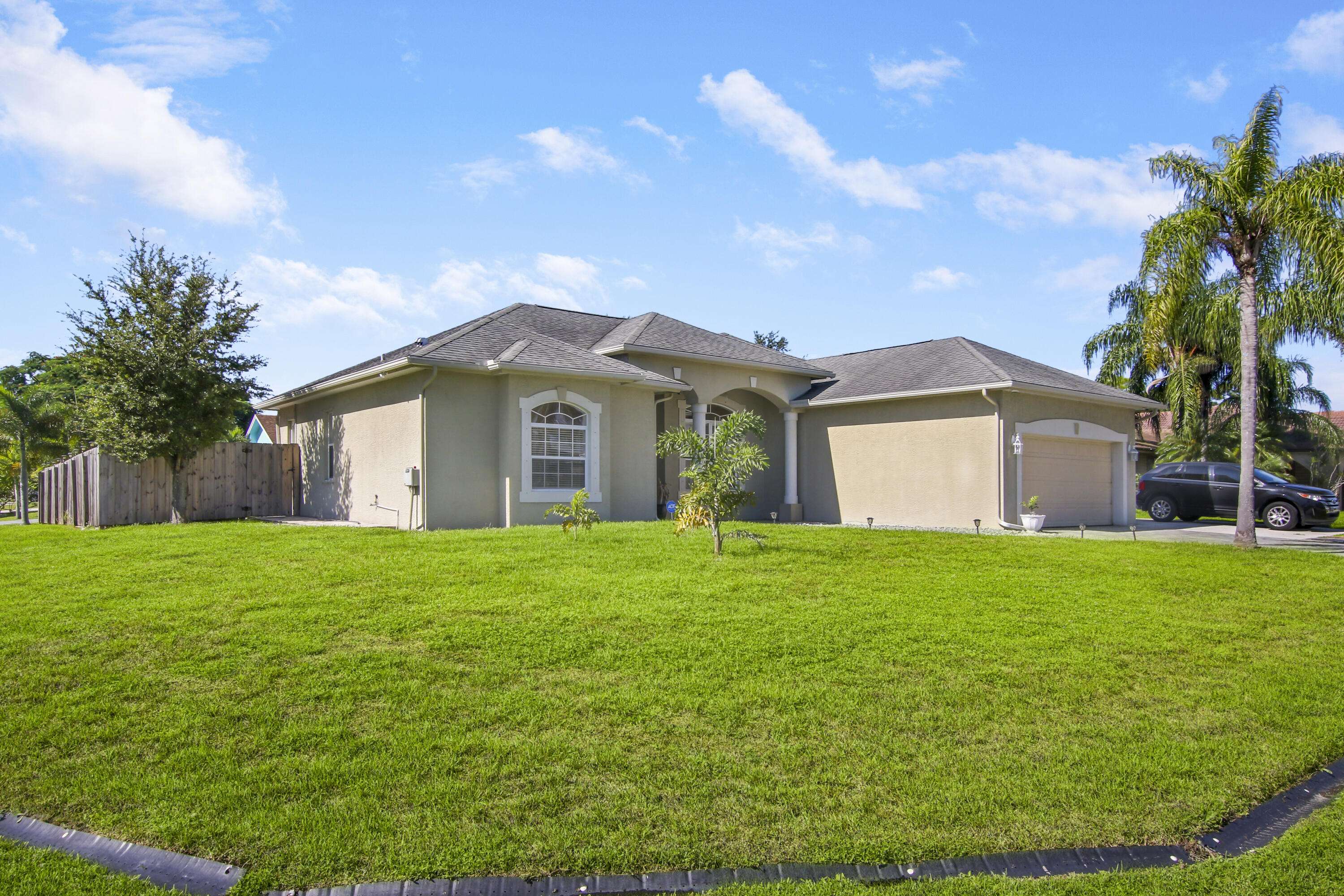 Port Saint Lucie, FL 34953,1402 SW Abingdon AVE