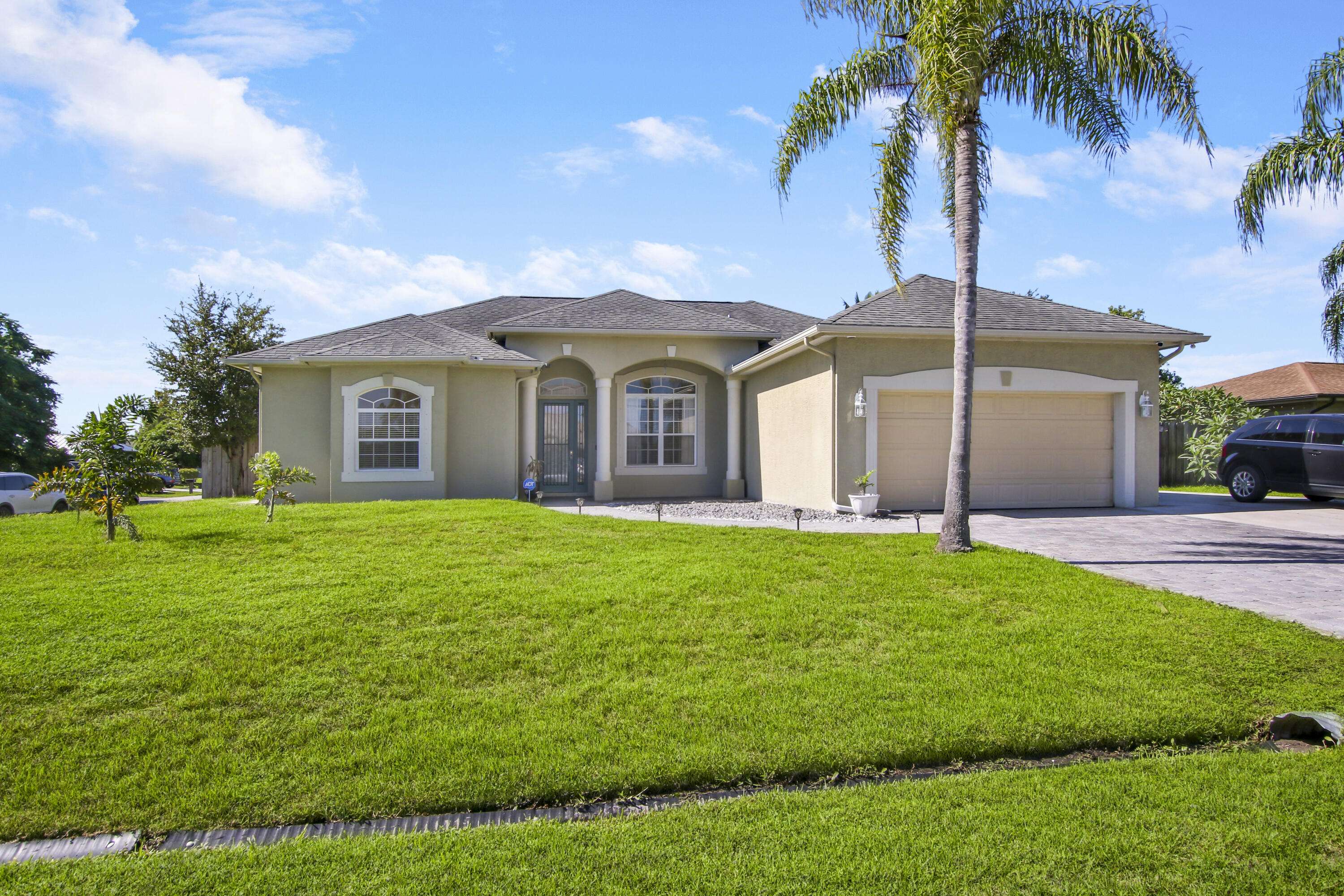 Port Saint Lucie, FL 34953,1402 SW Abingdon AVE