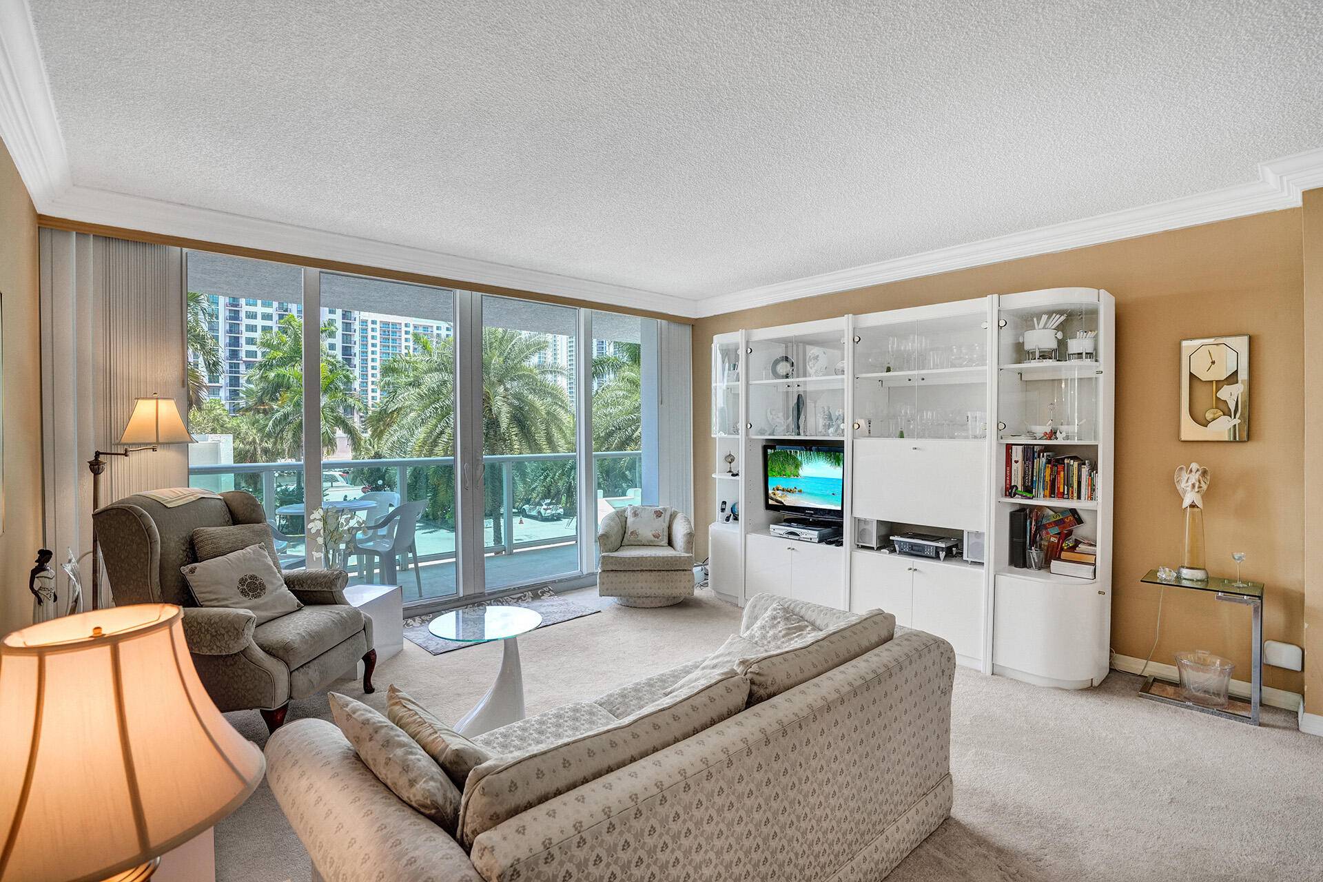 Sunny Isles Beach, FL 33160,100 Bayview DR 230