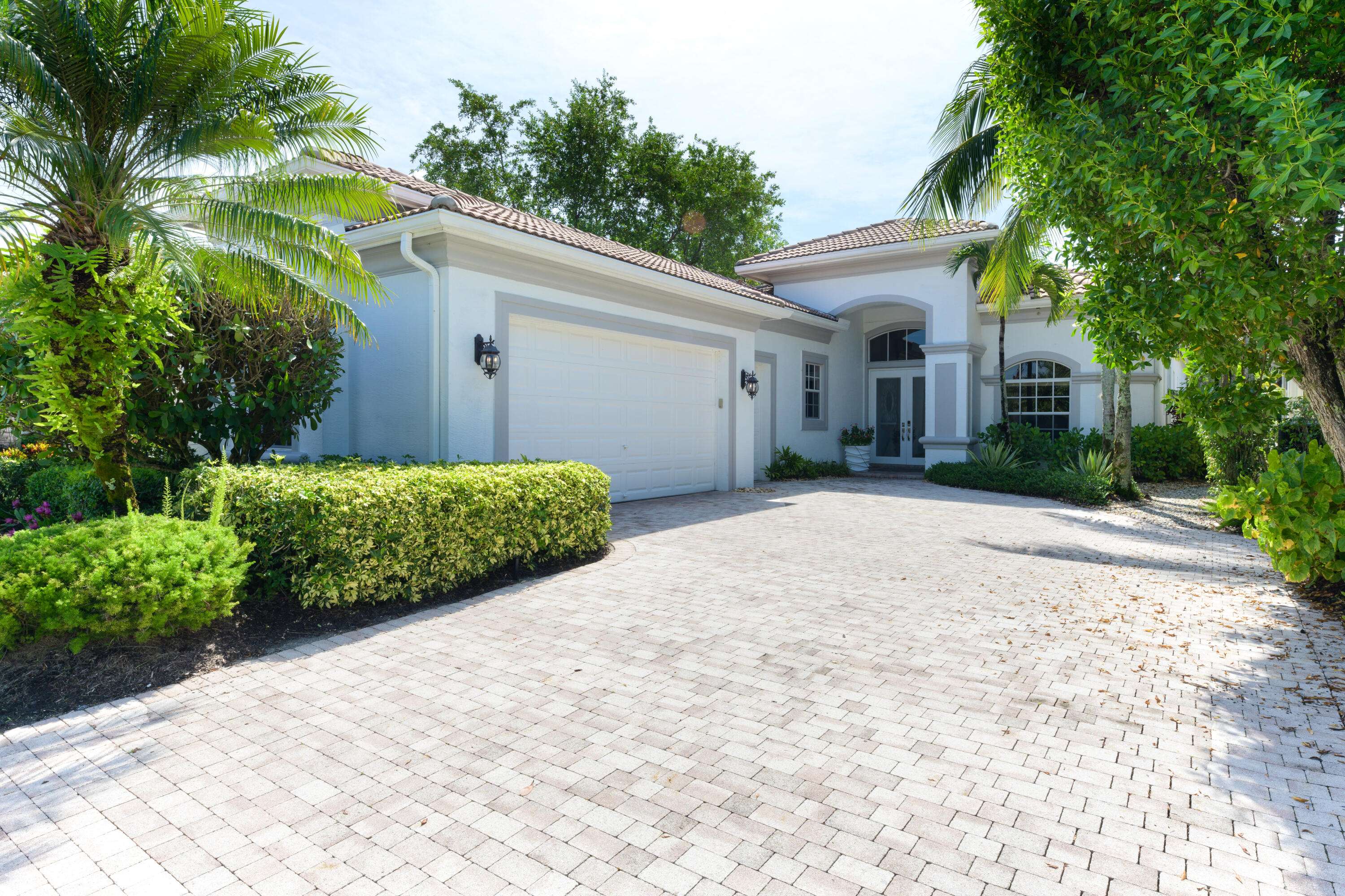 Palm Beach Gardens, FL 33418,132 Esperanza WAY