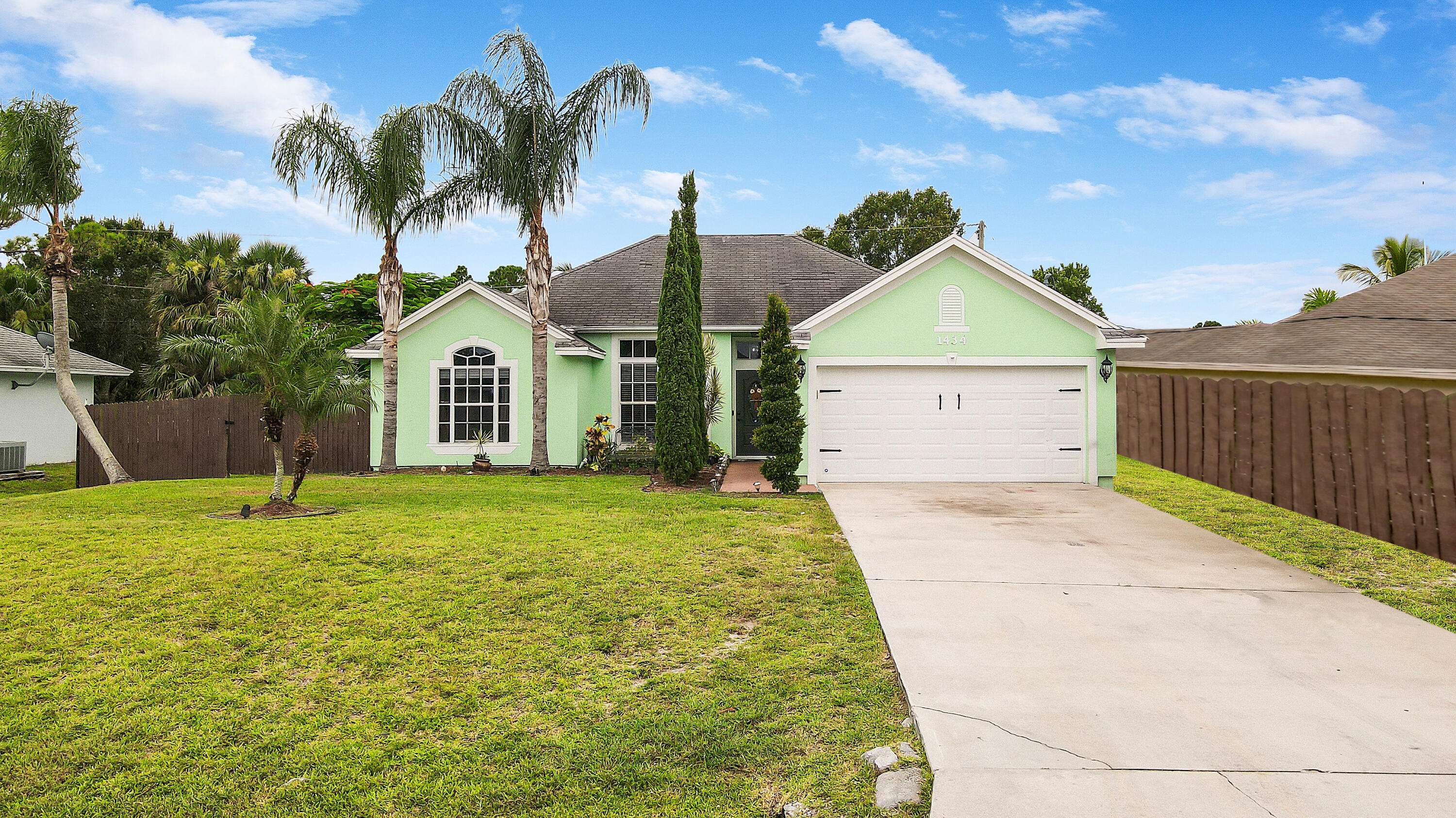 Port Saint Lucie, FL 34953,1434 SW Prairie CIR