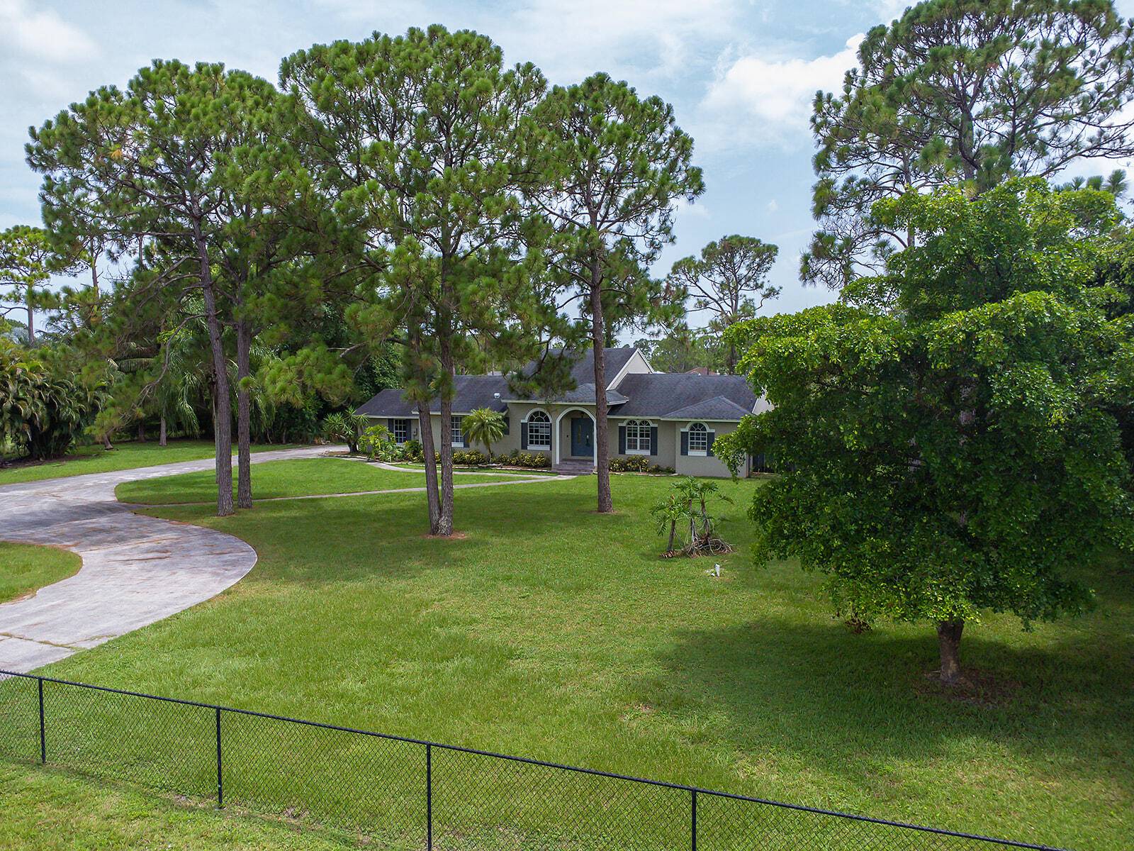 The Acreage, FL 33470,16976 N 70th ST