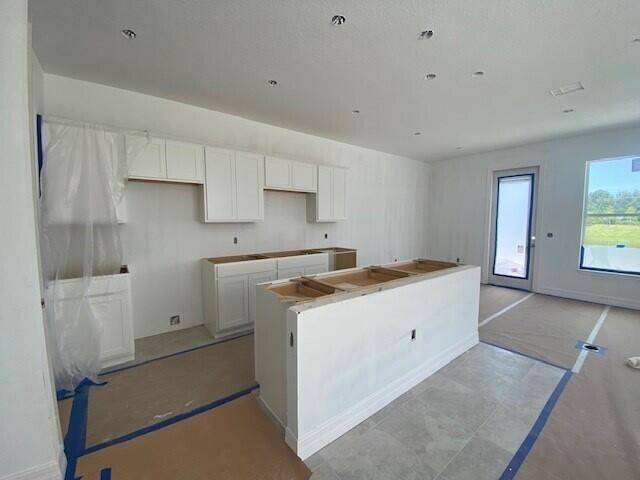 Greenacres, FL 33415,6060 Praza LN 45