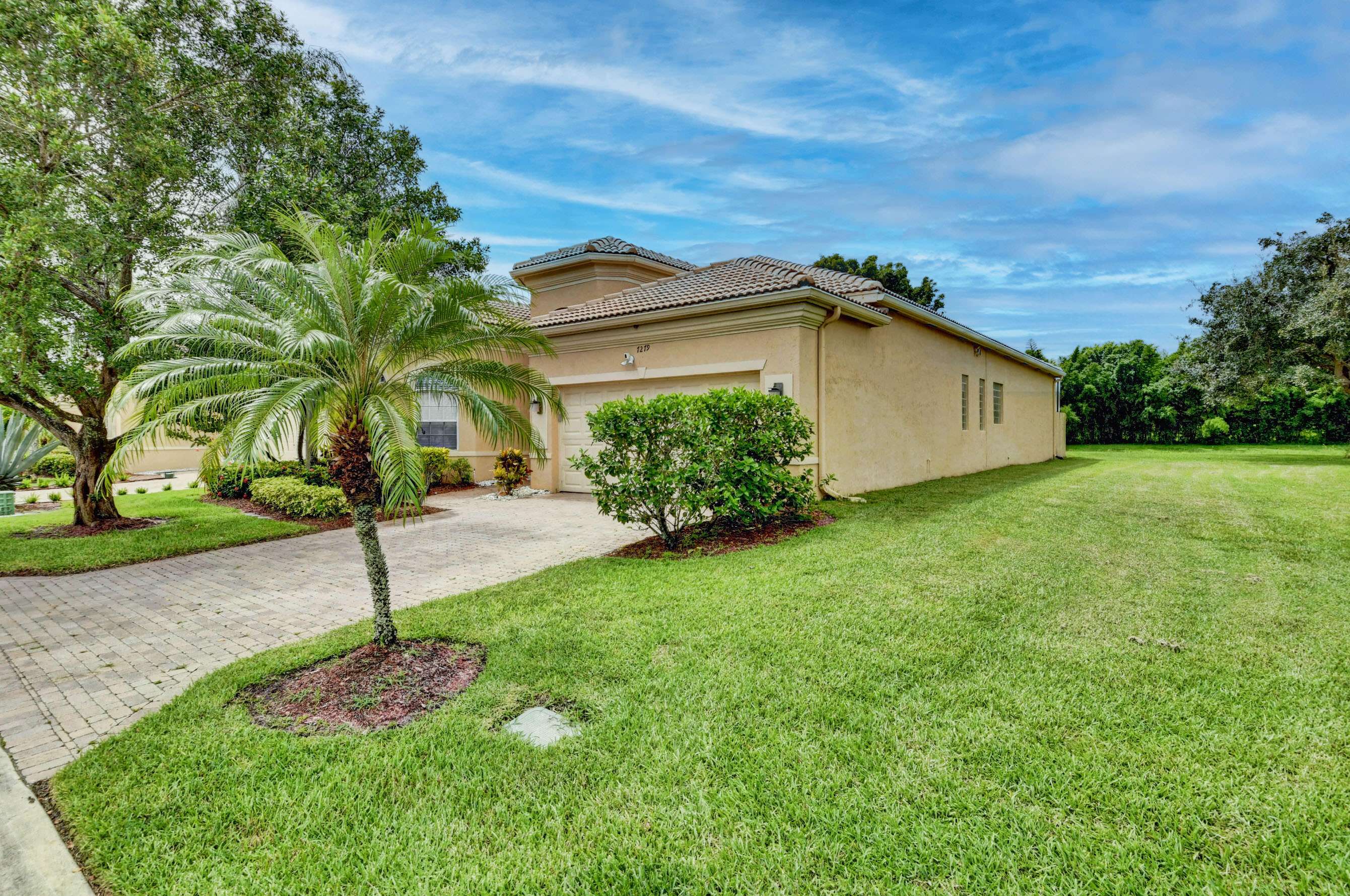 Delray Beach, FL 33446,7279 Demedici CIR