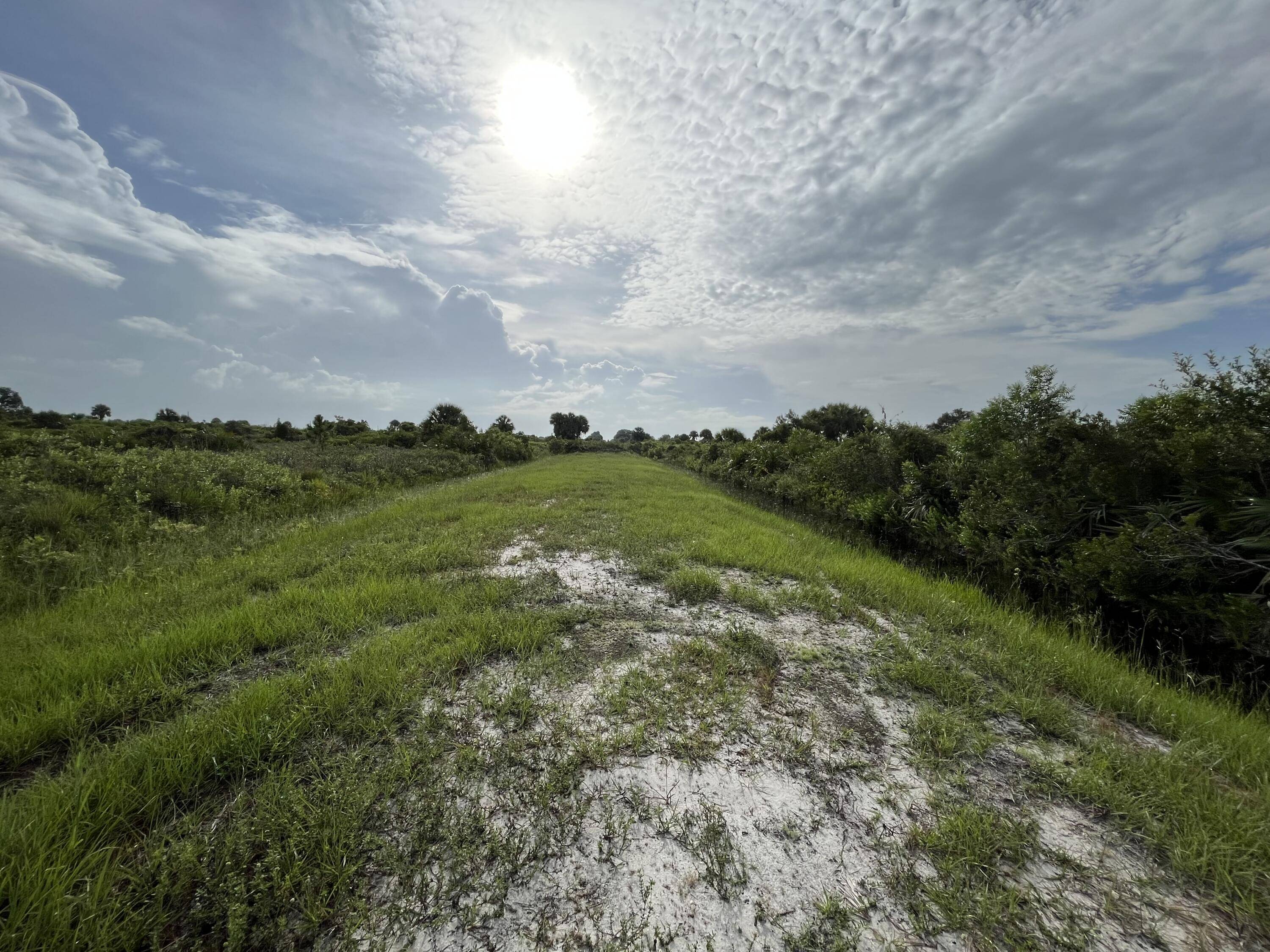 Okeechobee, FL 34972,21714 NW 276th ST