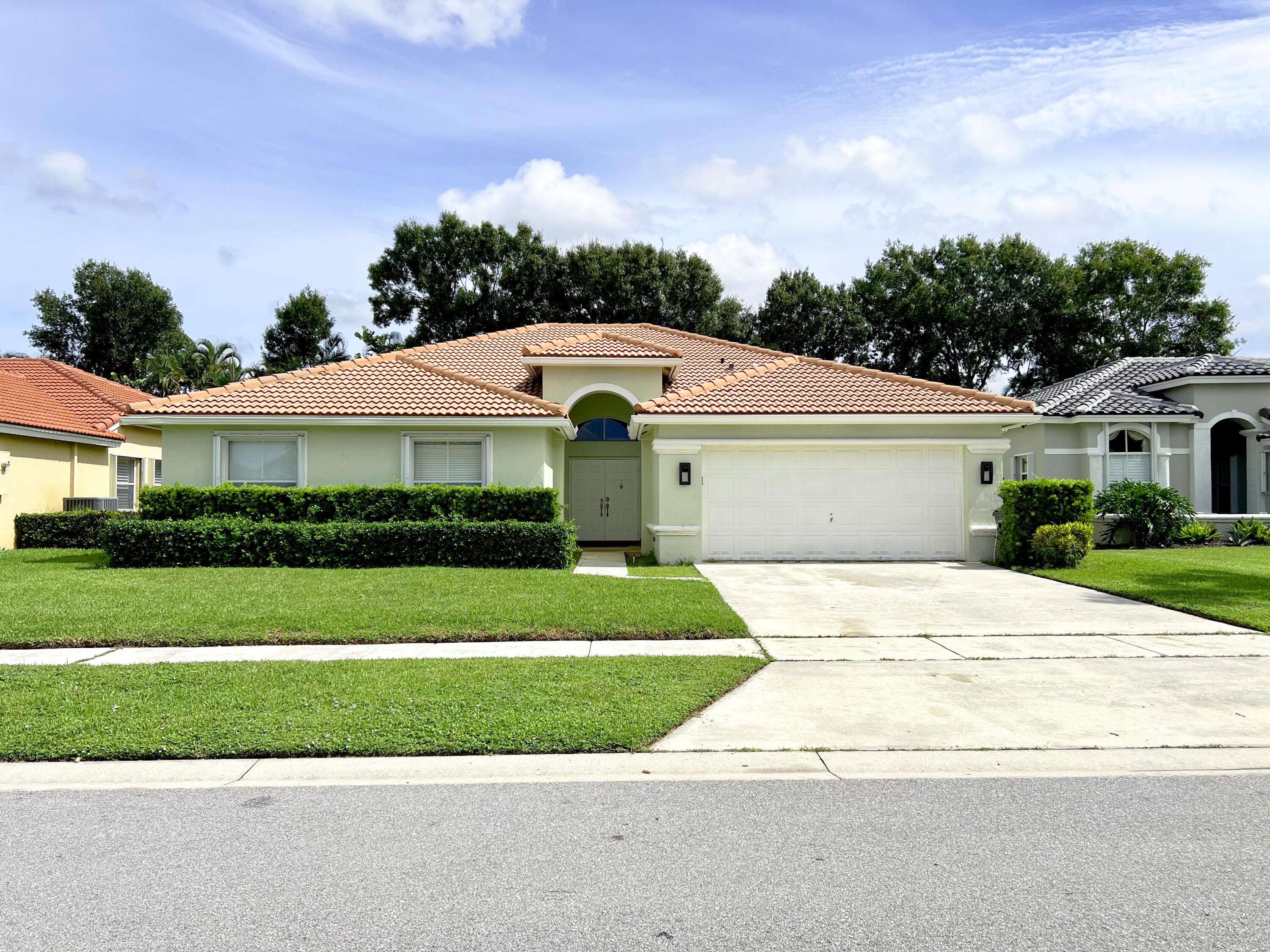 Lake Worth, FL 33463,5954 Las Colinas CIR