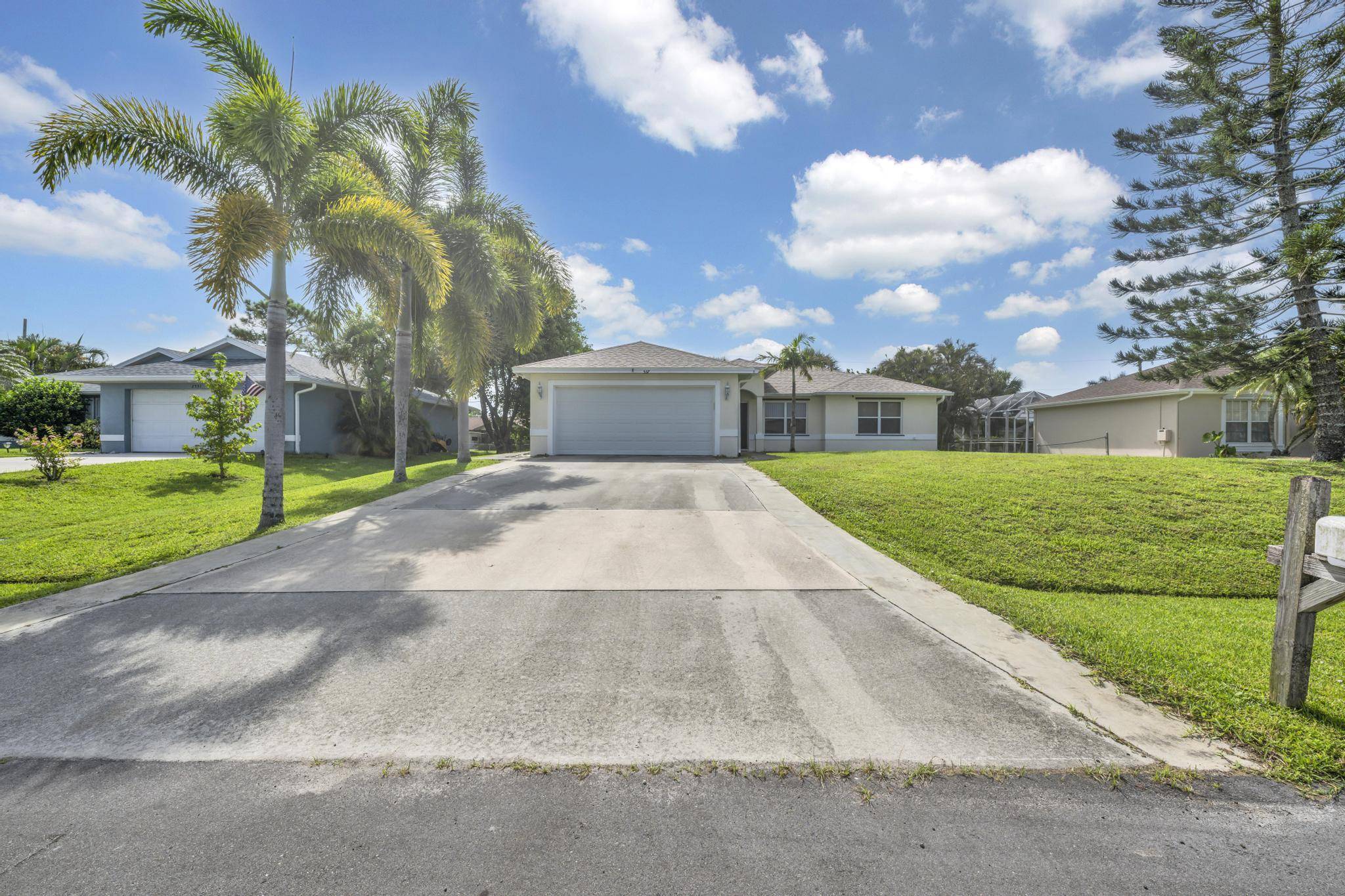 Port Saint Lucie, FL 34953,2537 SW Deckard ST