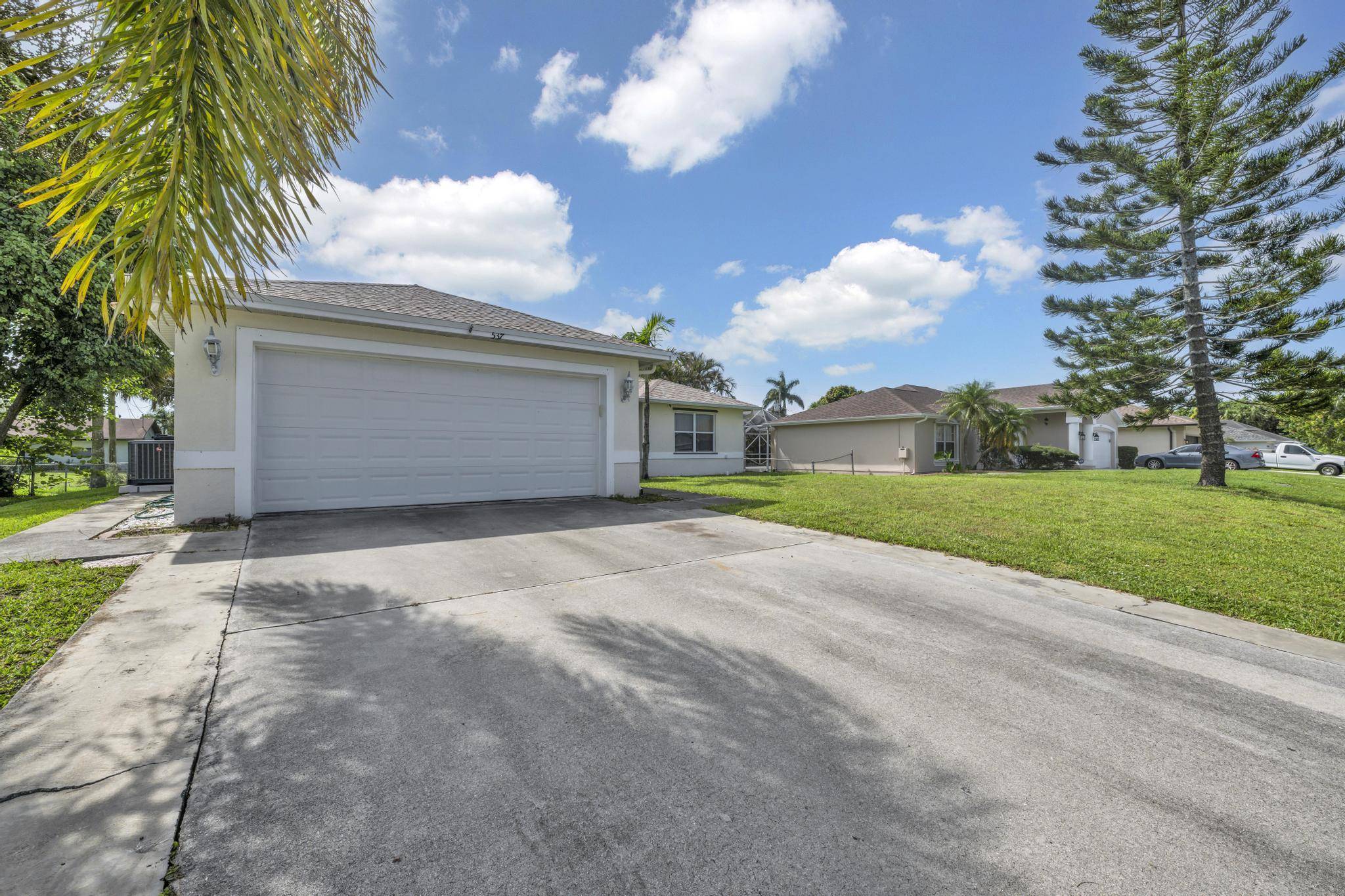 Port Saint Lucie, FL 34953,2537 SW Deckard ST