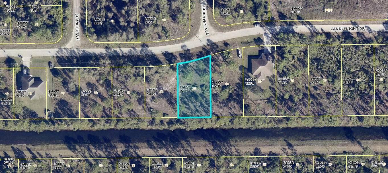 Lehigh Acres, FL 33974,1048 Candlelight DR