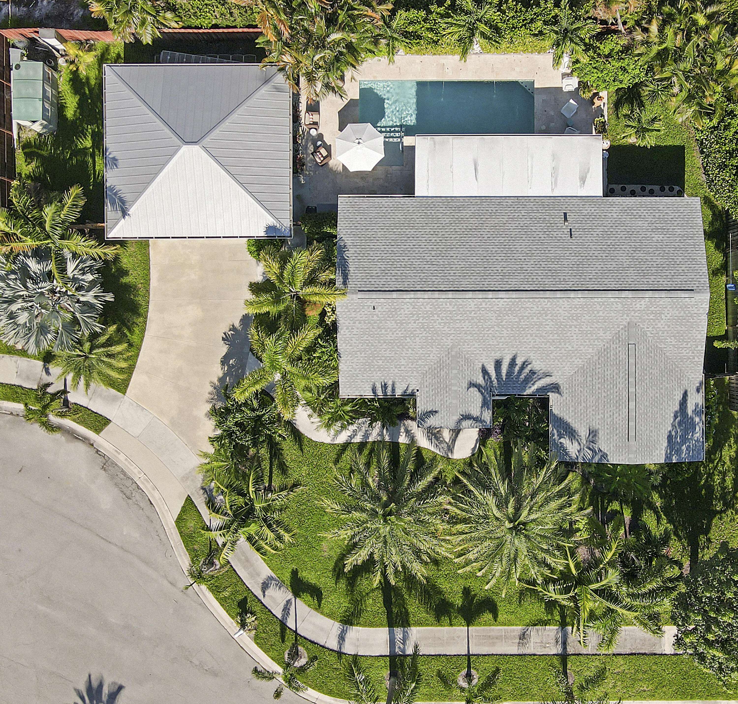Tequesta, FL 33469,15 Chapel CIR