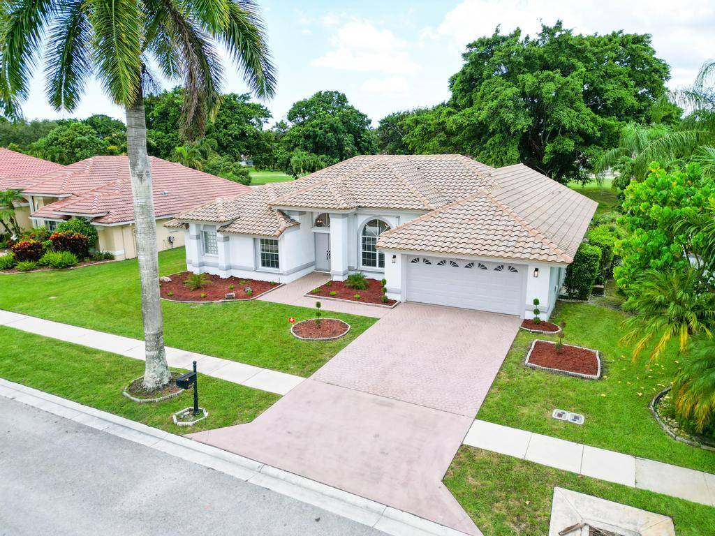 Boca Raton, FL 33498,10429 Canoe Brook CIR