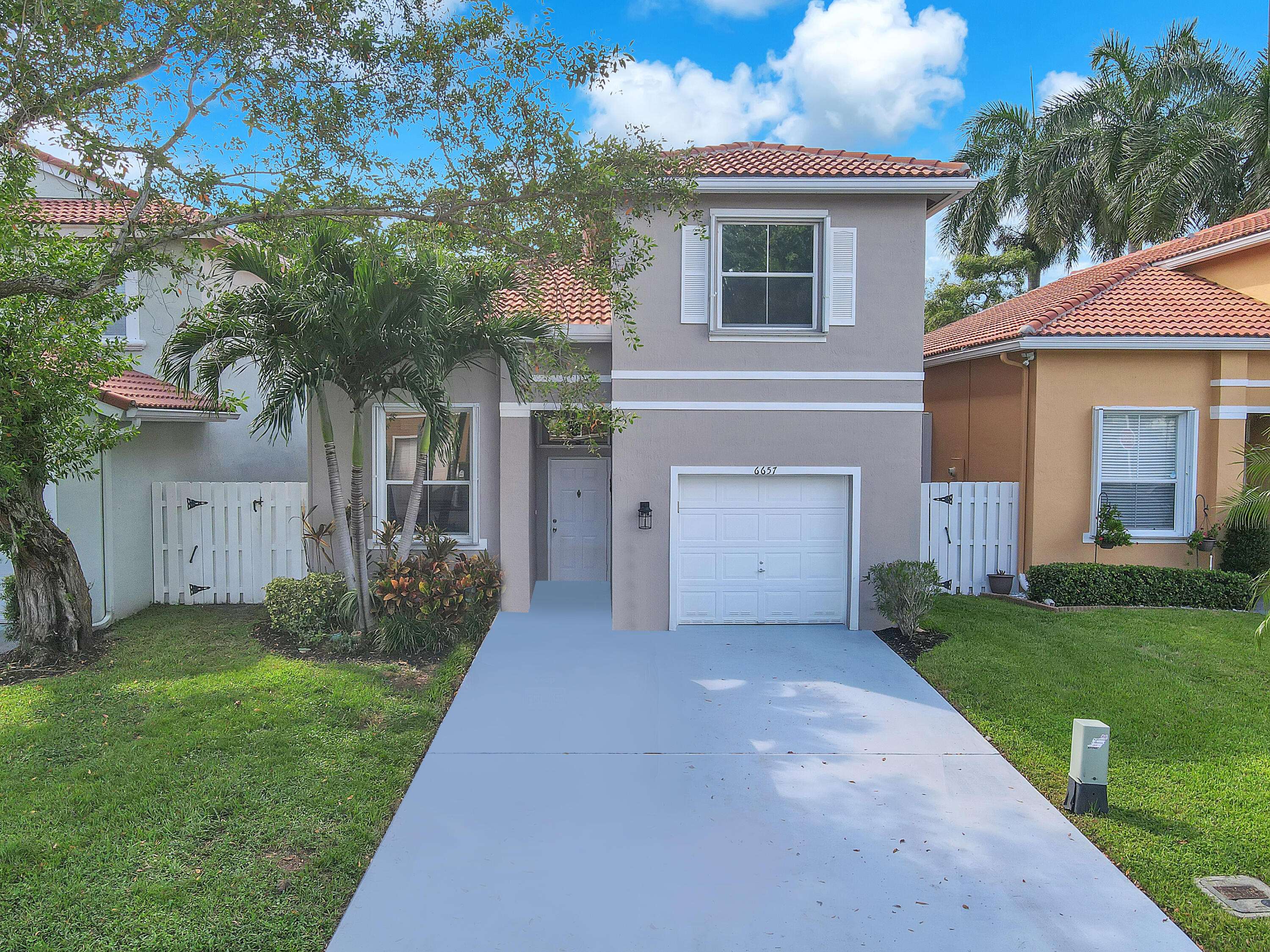 Lake Worth, FL 33463,6657 Green Island CIR