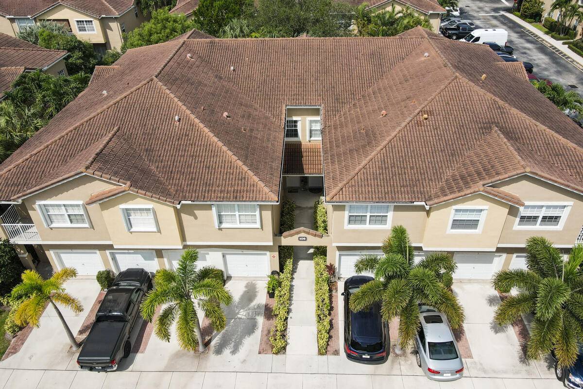 Tequesta, FL 33469,105 Lighthouse CIR D