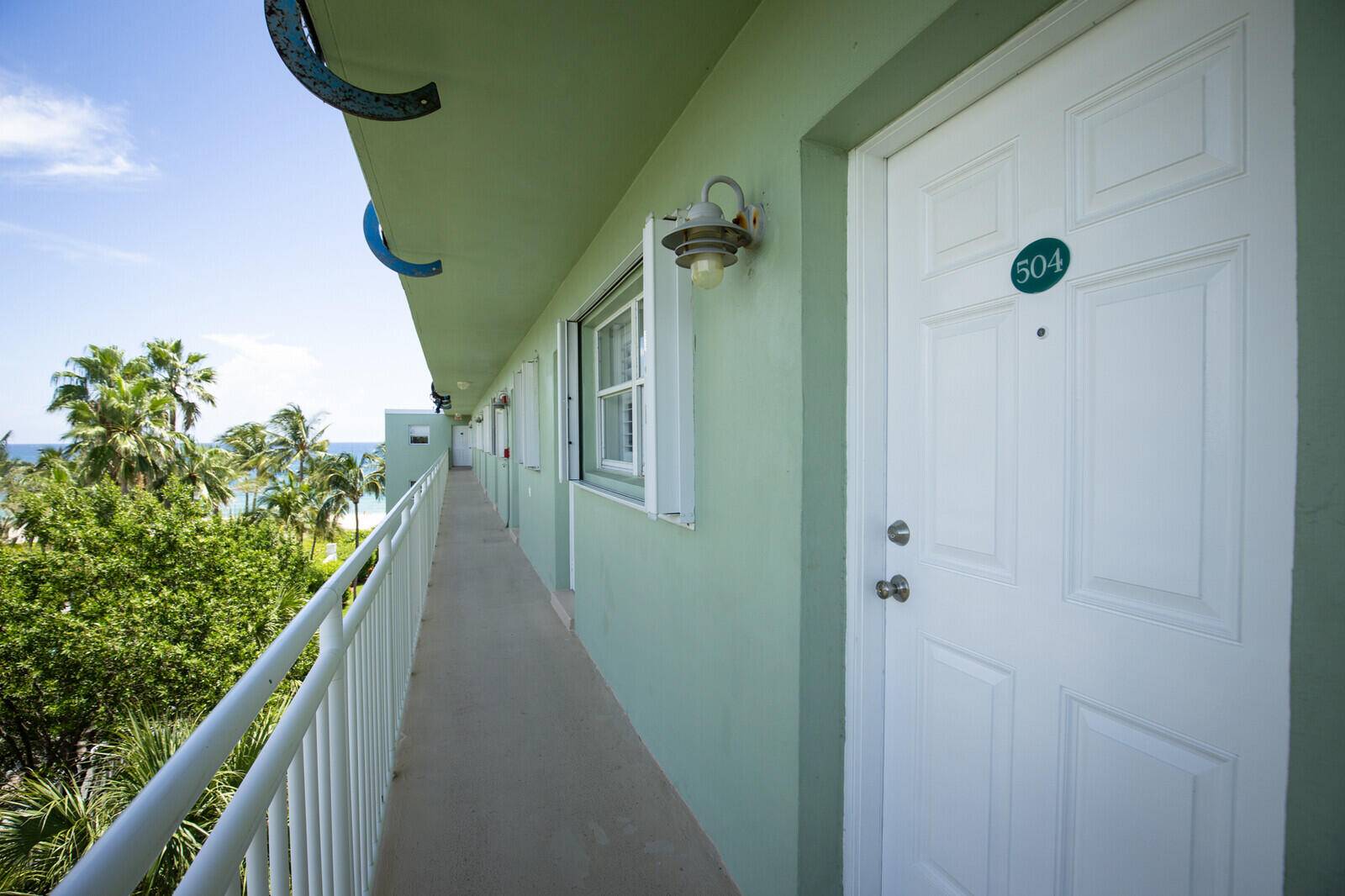 Lauderdale By The Sea, FL 33062,1750 S Ocean BLVD 504e