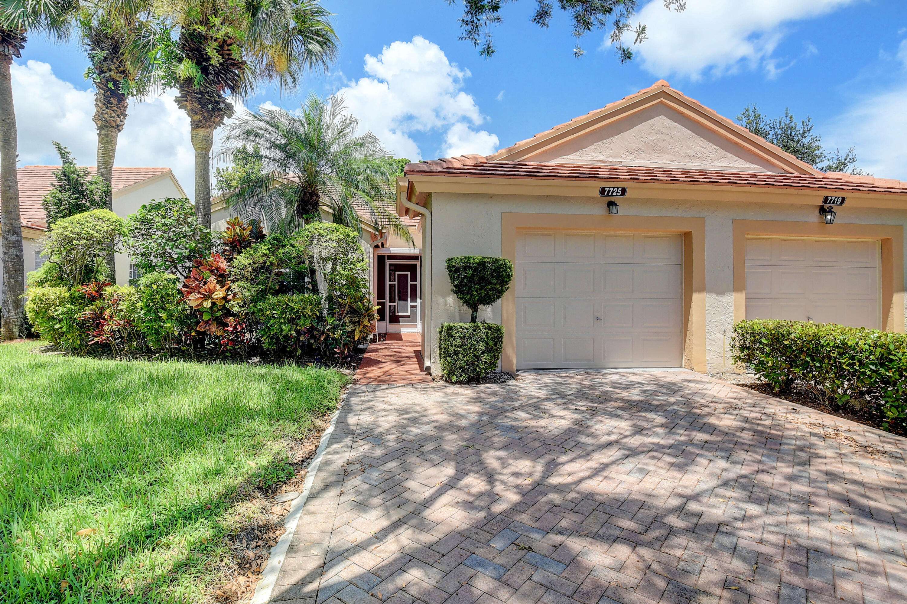 Delray Beach, FL 33446,7725 Coral Lake DR