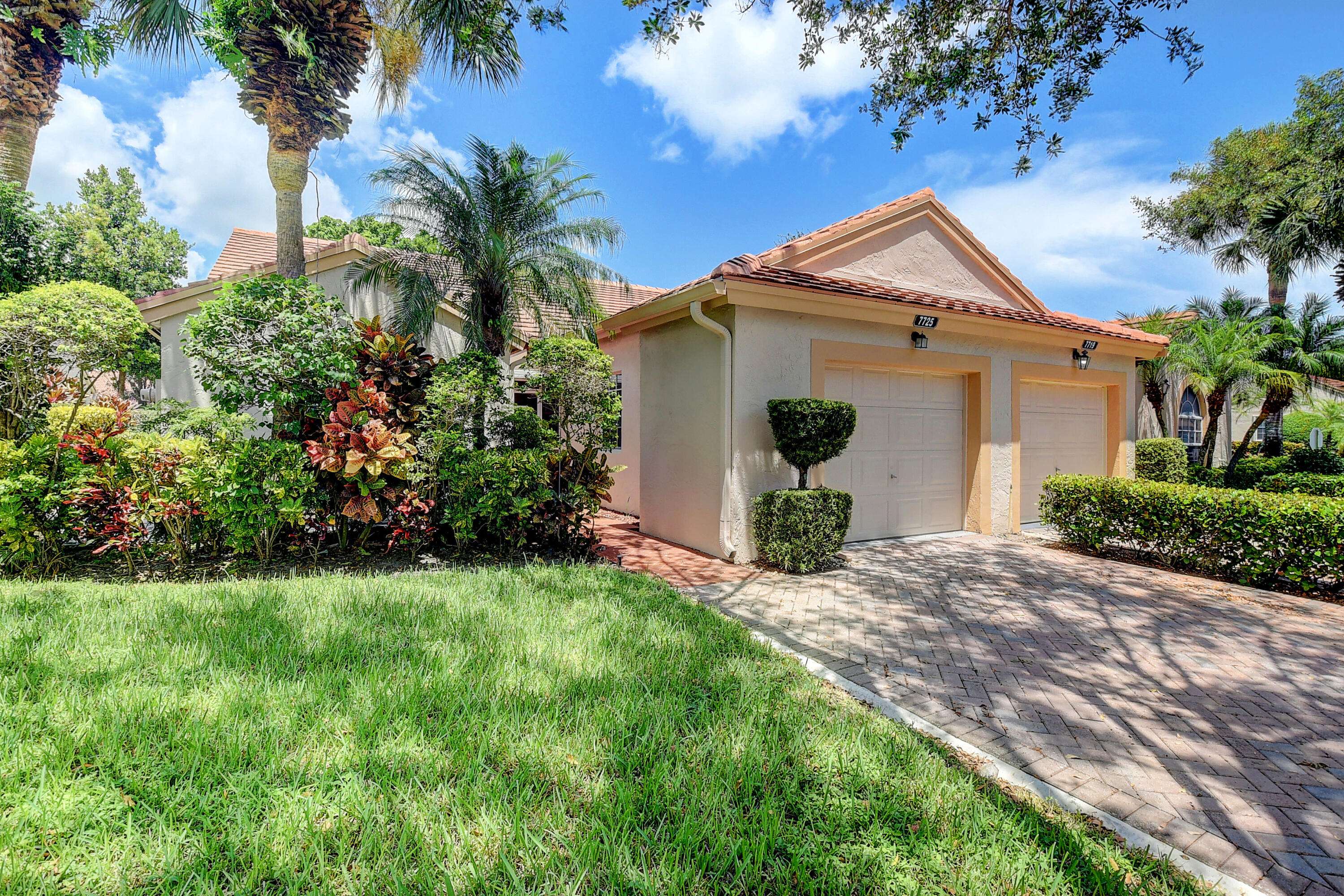 Delray Beach, FL 33446,7725 Coral Lake DR