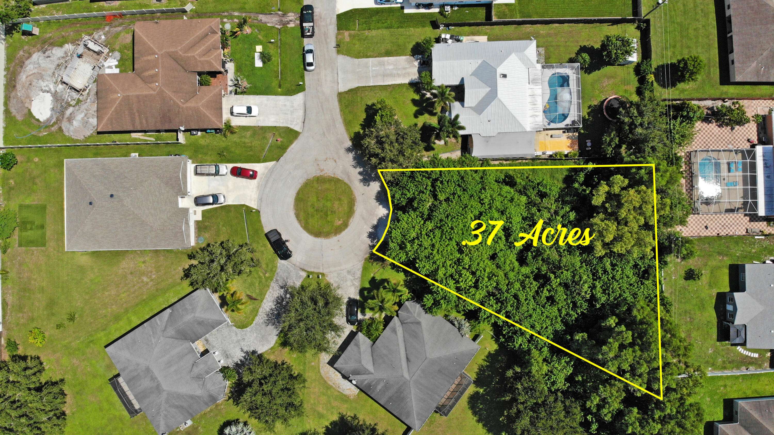 Port Saint Lucie, FL 34953,435 SW Cahoon CT