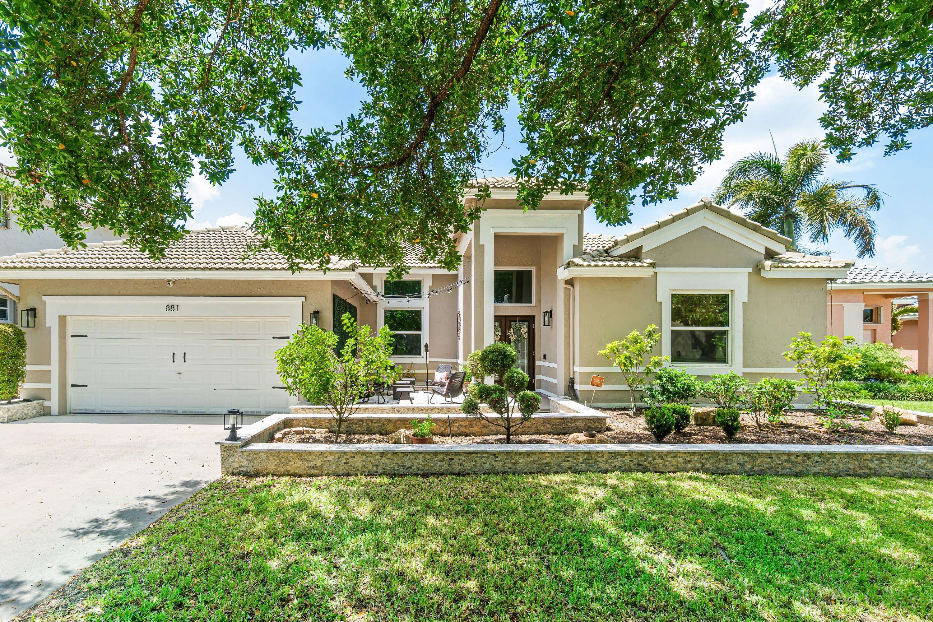 Weston, FL 33327,881 Crestview CIR