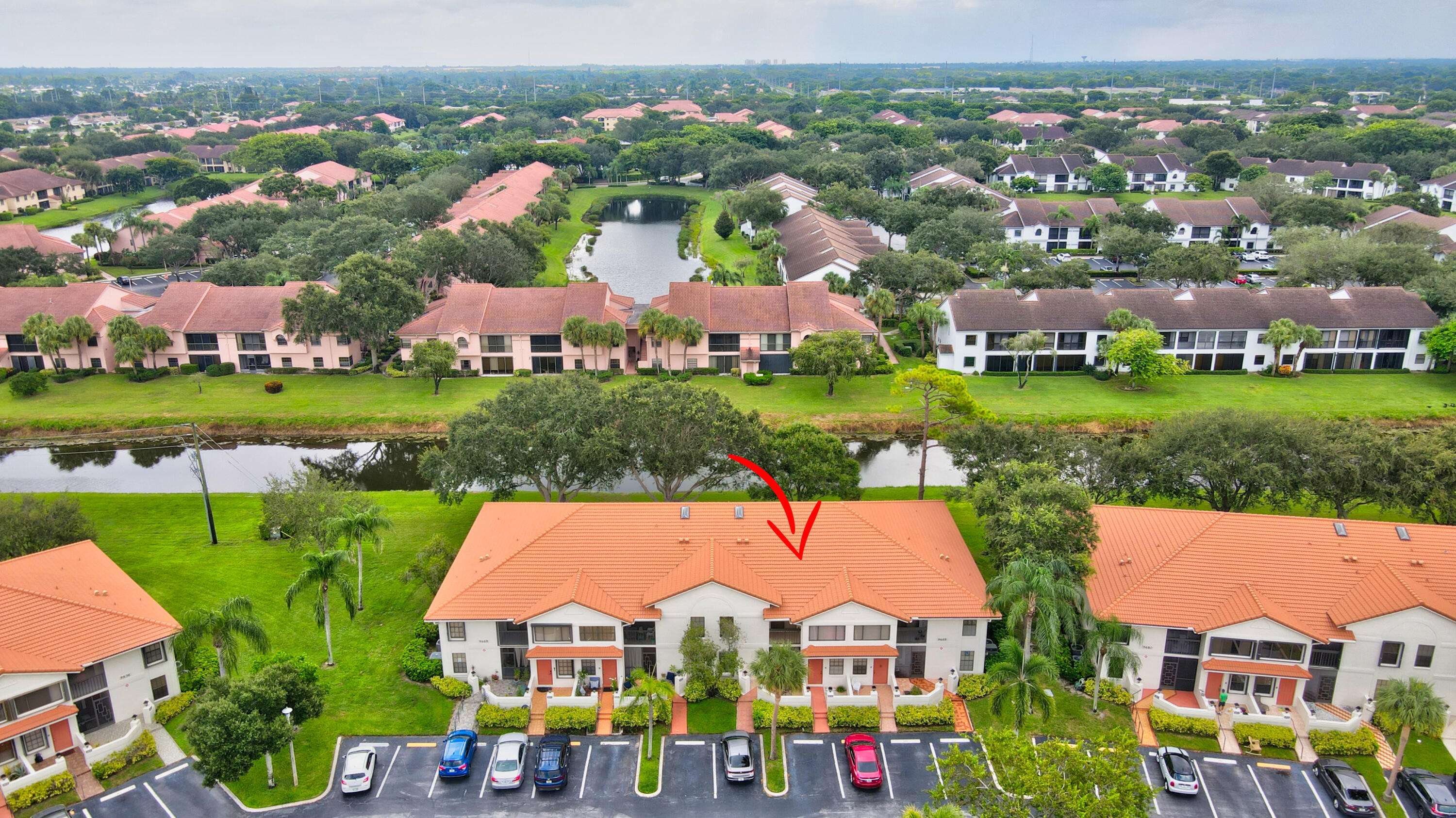 Boynton Beach, FL 33437,9668 E Sills DR 203