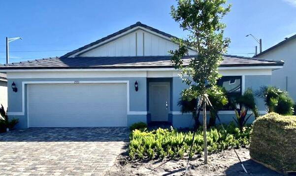 Lauderdale Lakes, FL 33311,2920 Shortleaf AVE 046