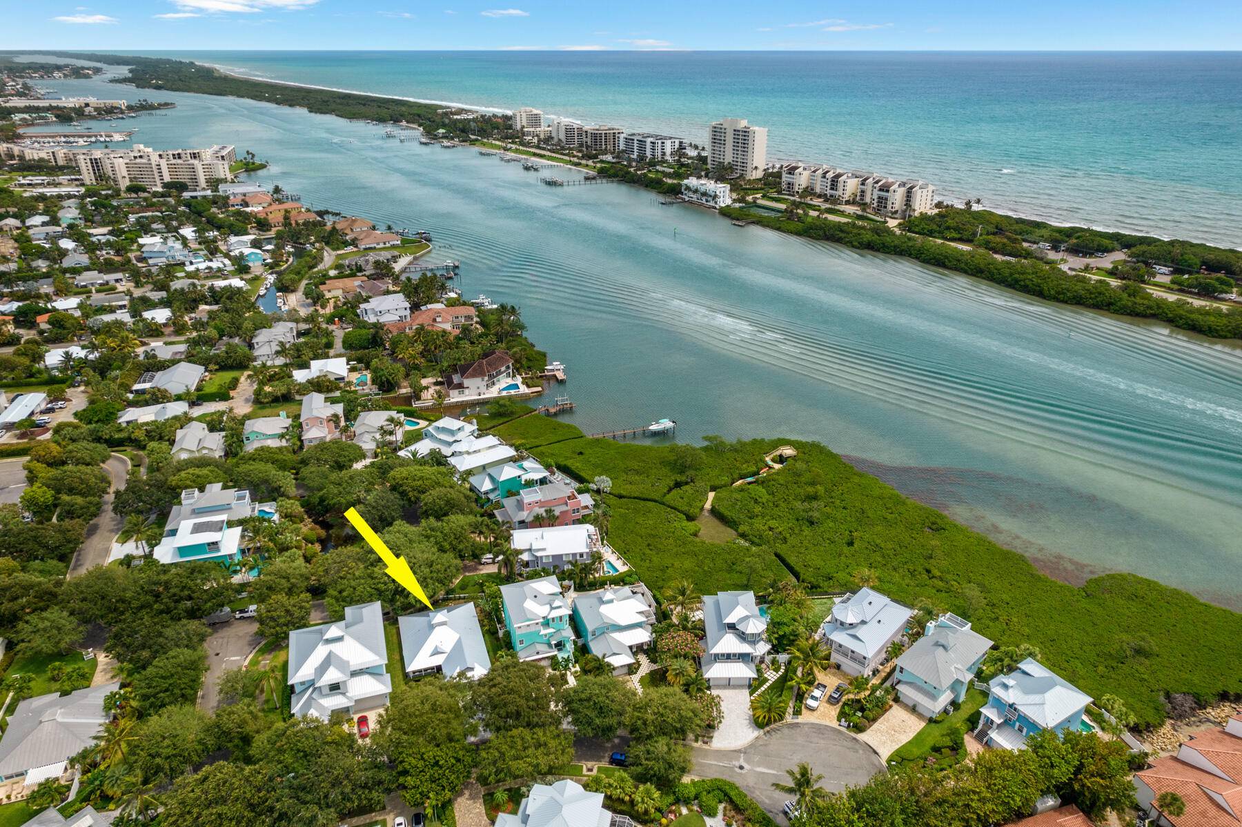 Tequesta, FL 33469,140 Intracoastal CIR