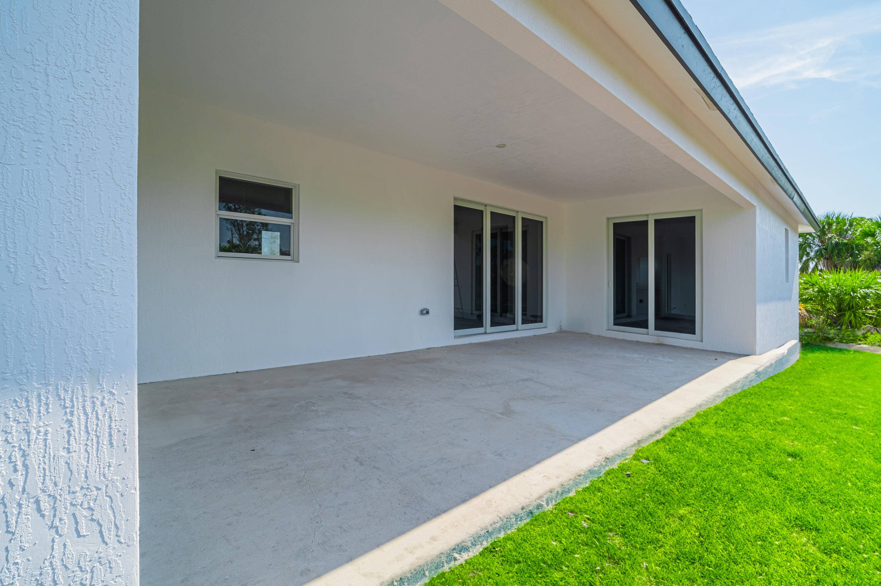 Port Charlotte, FL 33981,15101 Brainbridge CIR