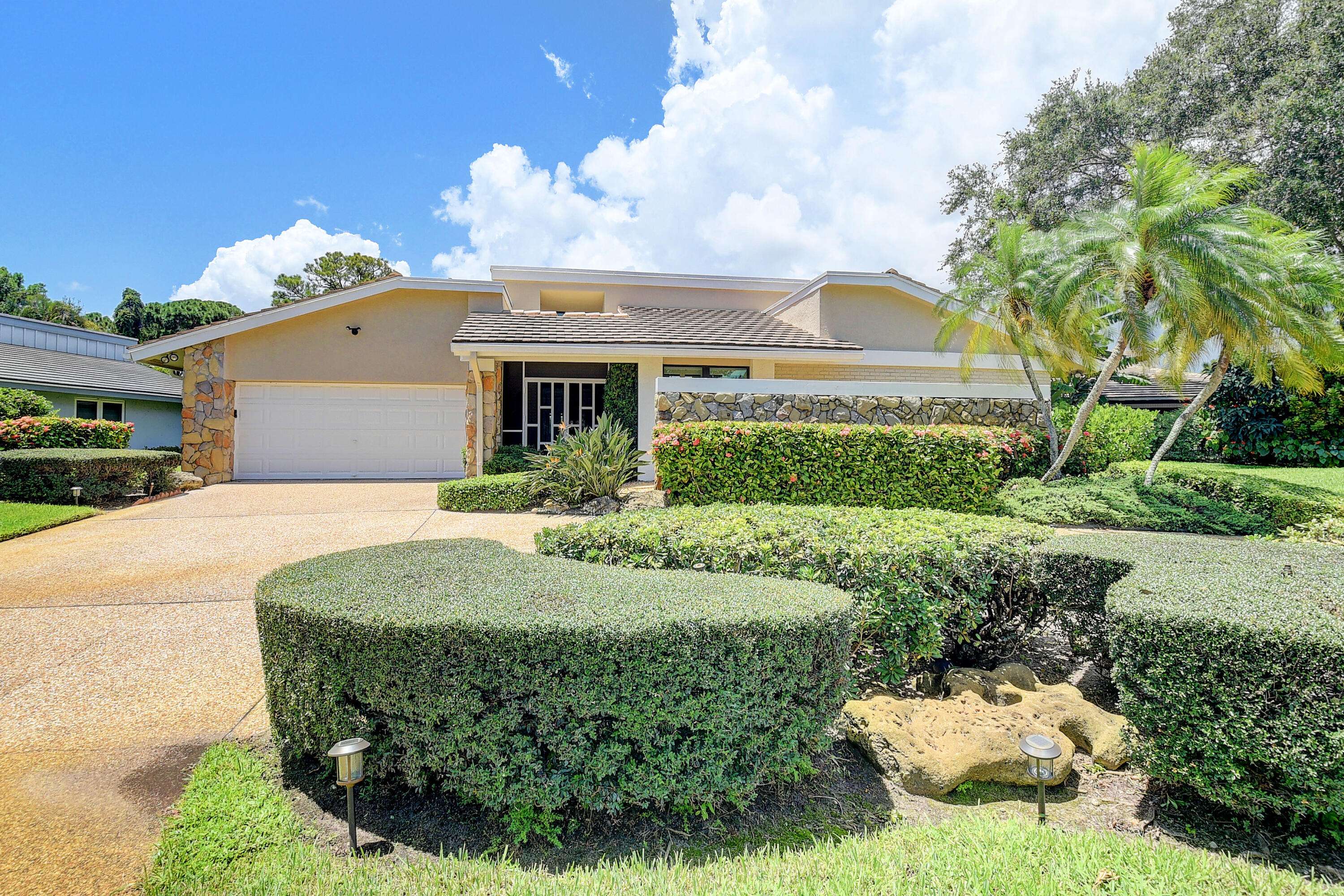 Delray Beach, FL 33445,624 W Lakewoode CIR