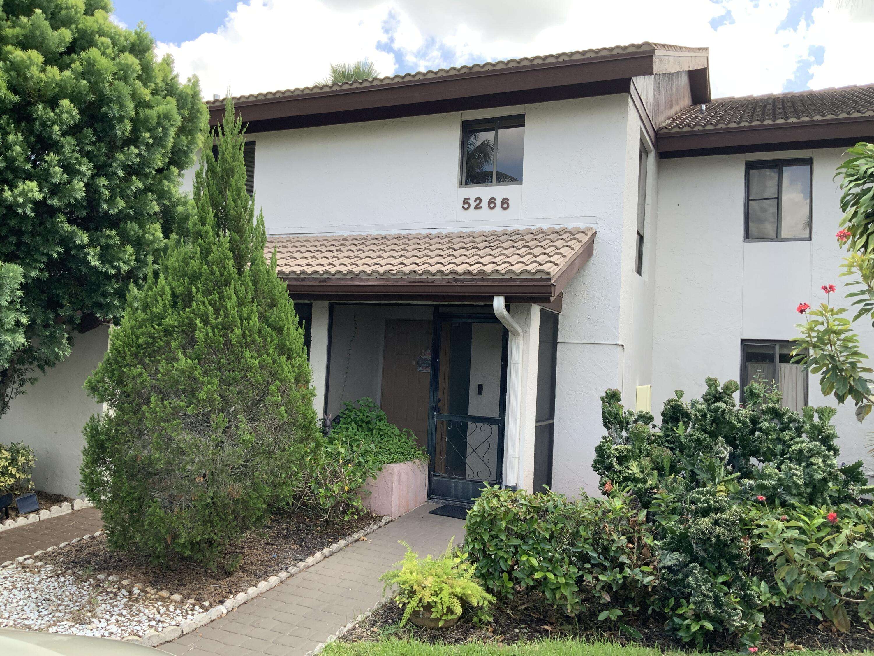 Lake Worth, FL 33467,5266 S Fountains DR
