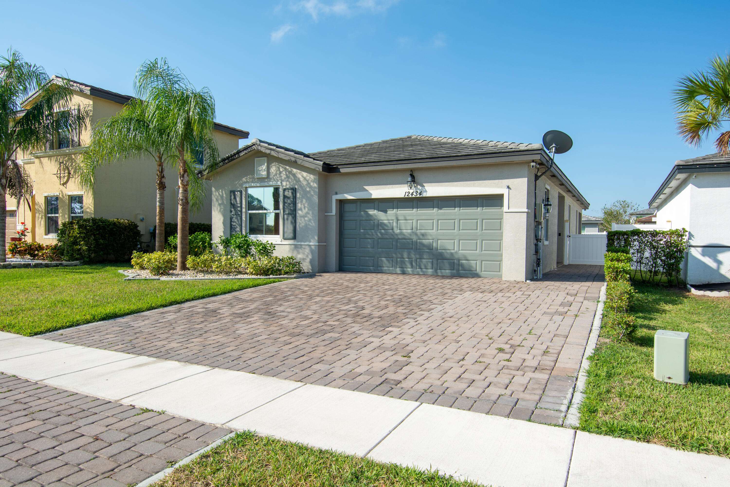 Port Saint Lucie, FL 34987,12434 NW Stanis LN