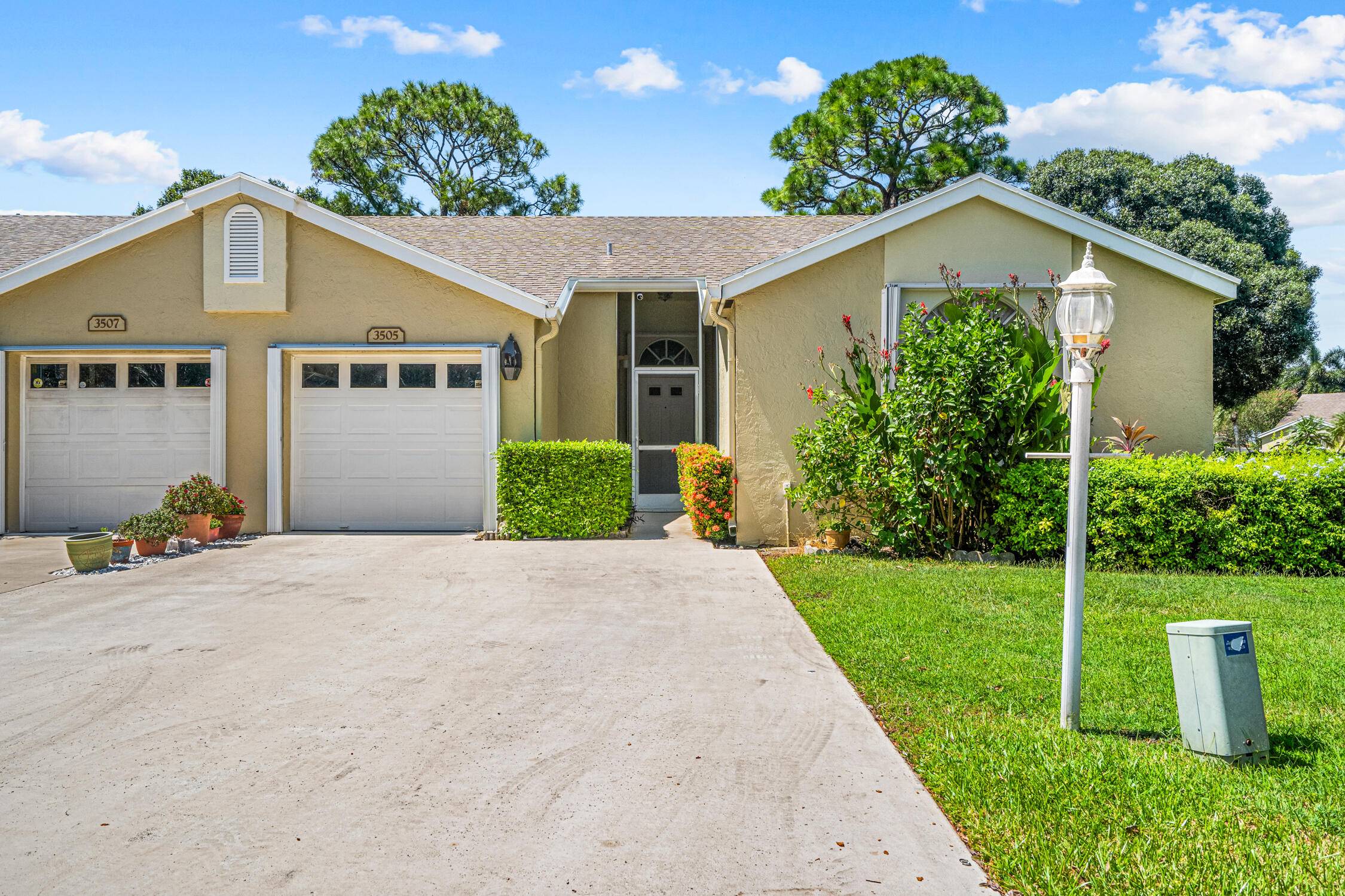 Greenacres, FL 33463,3505 Mill Brook Way CIR